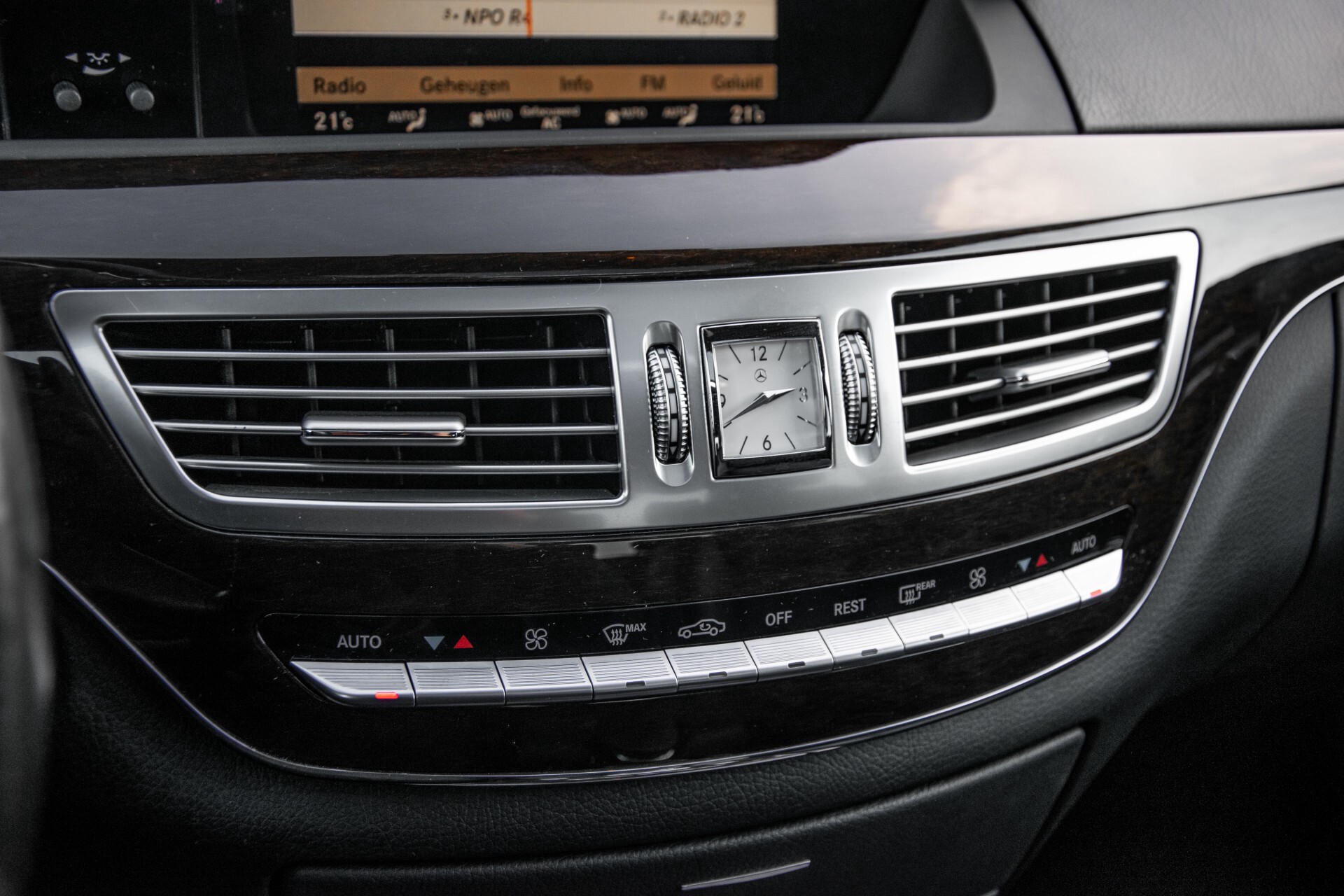 Mercedes-Benz S-Klasse 350 Bluetec Keyless/Distronic/Nightvision/Schuifdak/Harman-Kardon Aut7 Foto 19