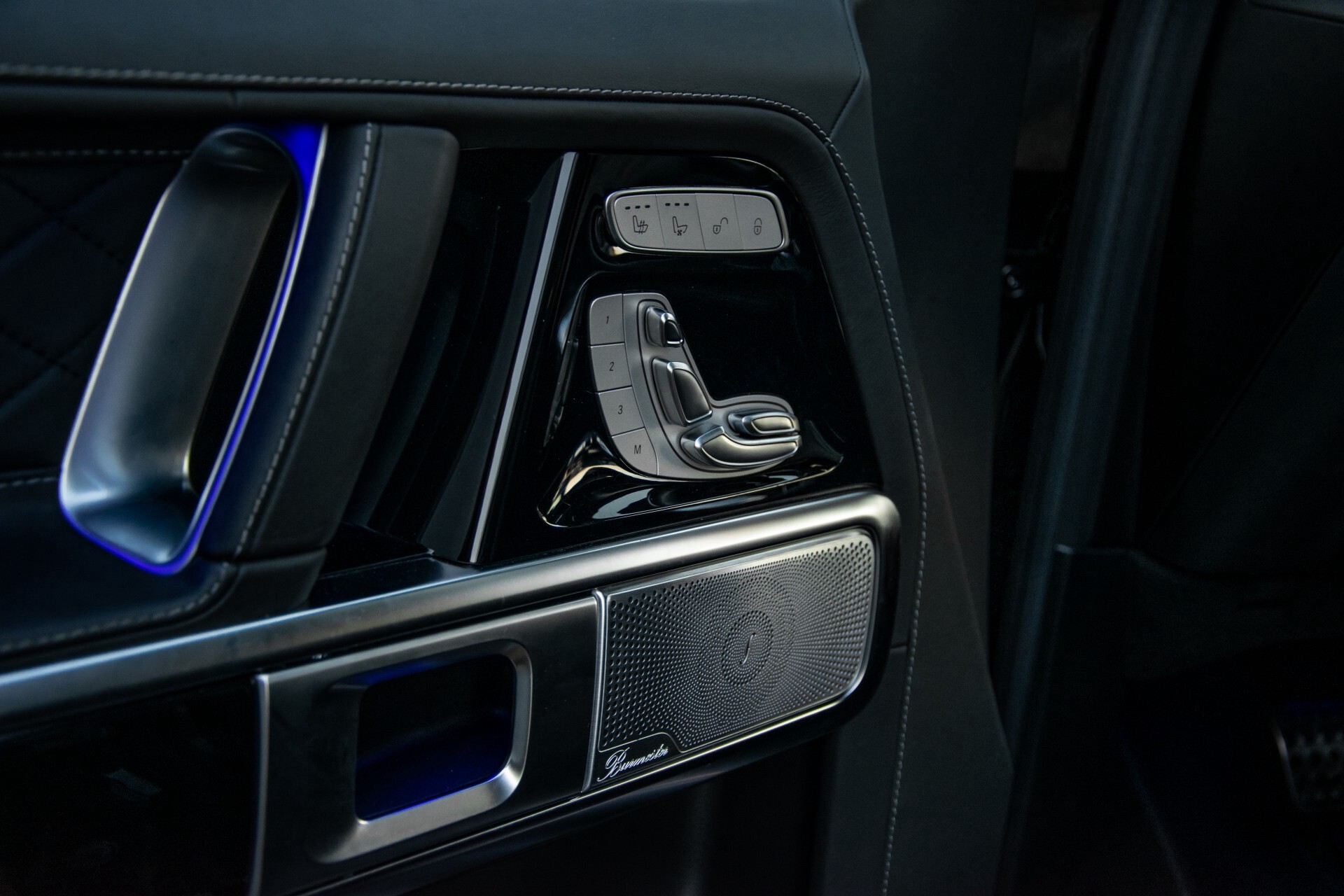 Mercedes-Benz G-Klasse 63 AMG Night/Designo/Adaptive Cruise/Burmester/22"/Trekhaak/Massage/Exclusive Aut9 Foto 17