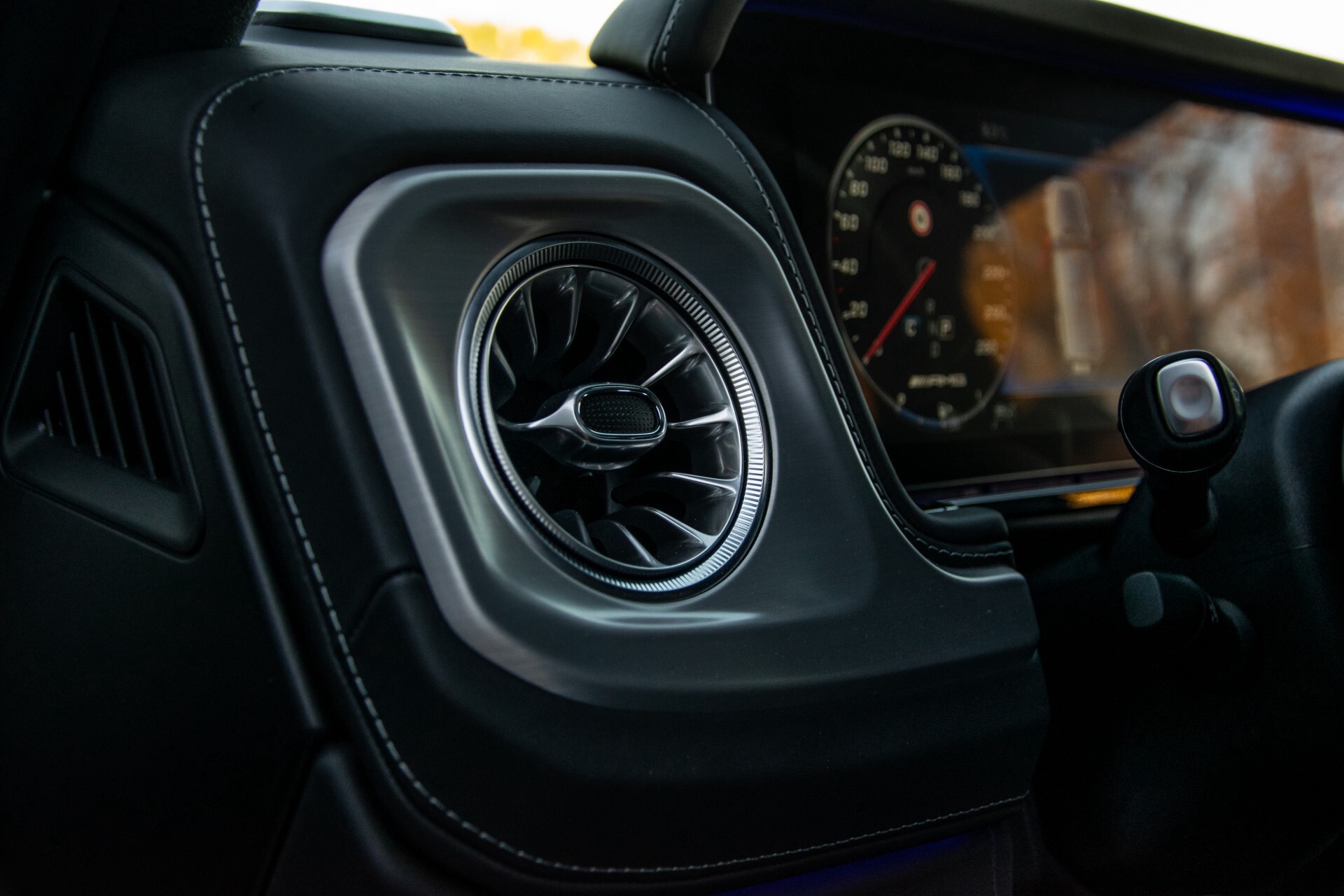 Mercedes-Benz G-Klasse 63 AMG Night/Designo/Adaptive Cruise/Burmester/22"/Trekhaak/Massage/Exclusive Aut9 Foto 25