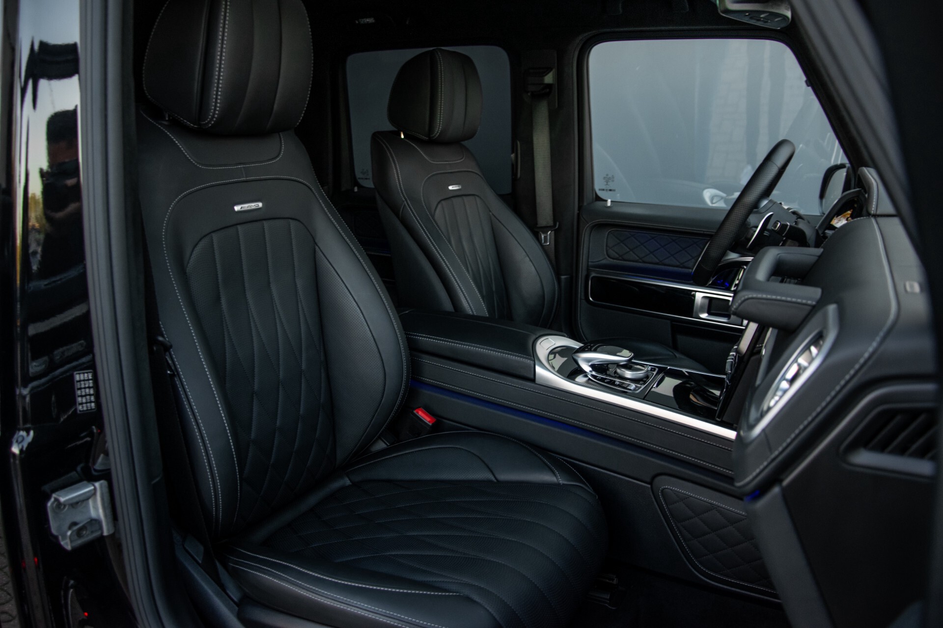 Mercedes-Benz G-Klasse 63 AMG Night/Designo/Adaptive Cruise/Burmester/22"/Trekhaak/Massage/Exclusive Aut9 Foto 3