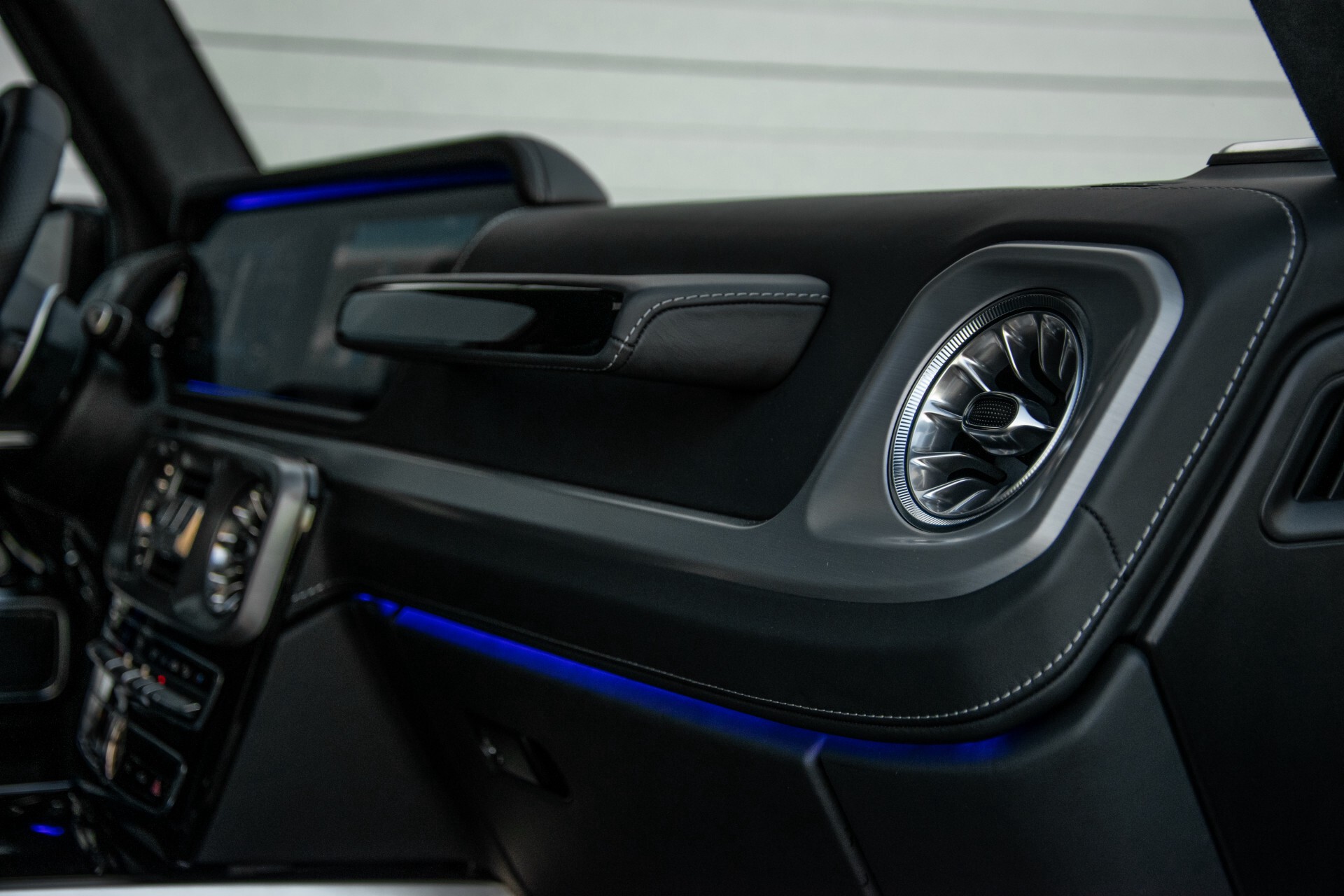 Mercedes-Benz G-Klasse 63 AMG Night/Designo/Adaptive Cruise/Burmester/22"/Trekhaak/Massage/Exclusive Aut9 Foto 33