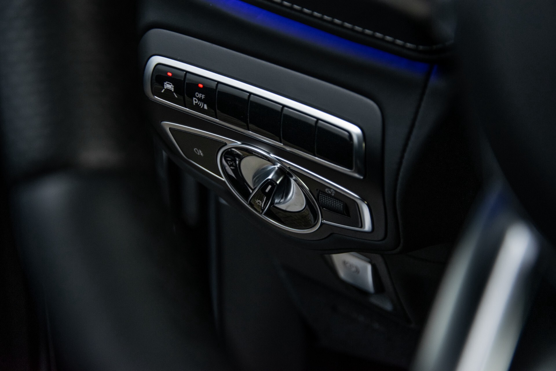 Mercedes-Benz G-Klasse 63 AMG Night/Designo/Adaptive Cruise/Burmester/22"/Trekhaak/Massage/Exclusive Aut9 Foto 35