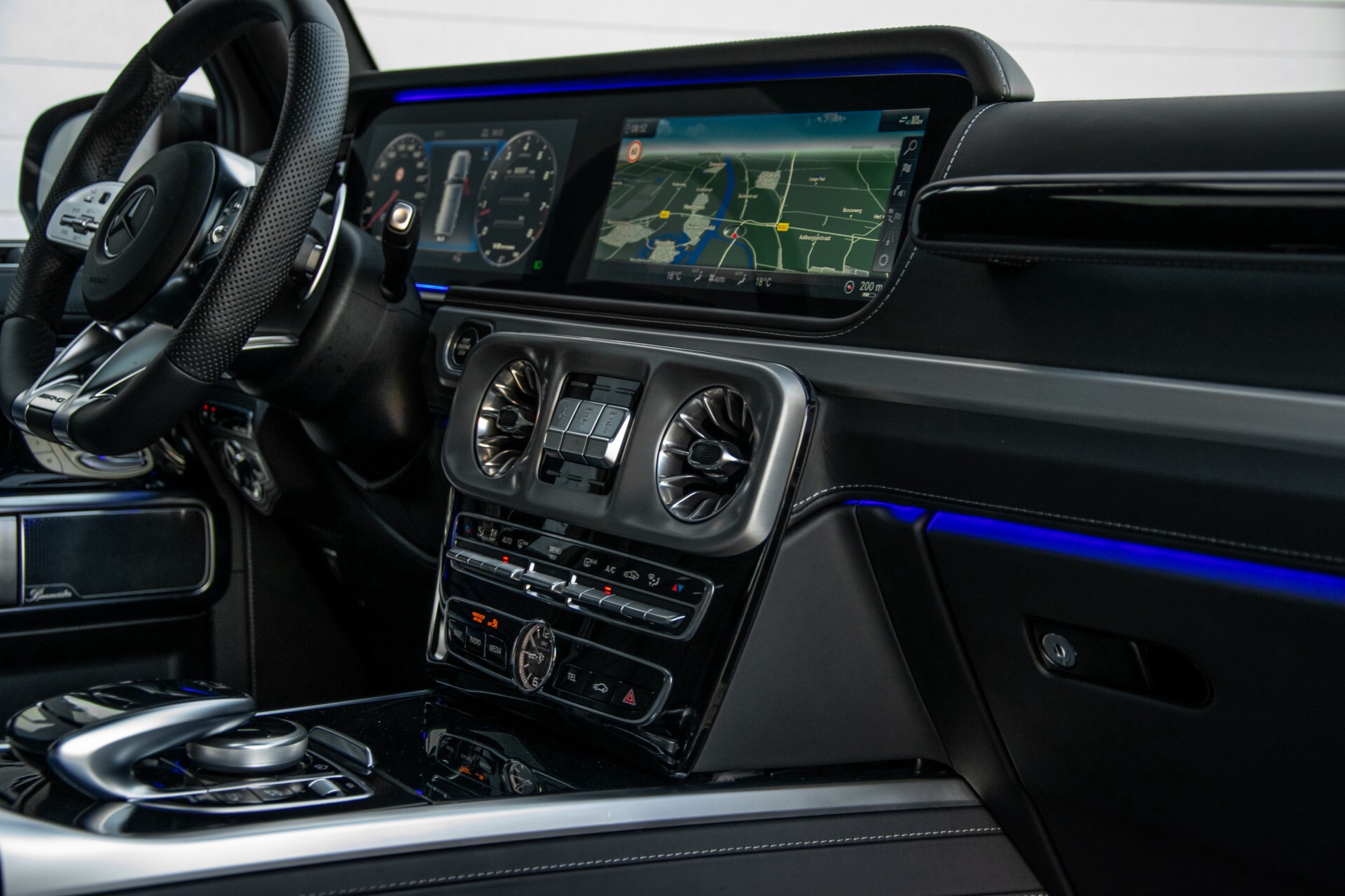 Mercedes-Benz G-Klasse 63 AMG Night/Designo/Adaptive Cruise/Burmester/22"/Trekhaak/Massage/Exclusive Aut9 Foto 37