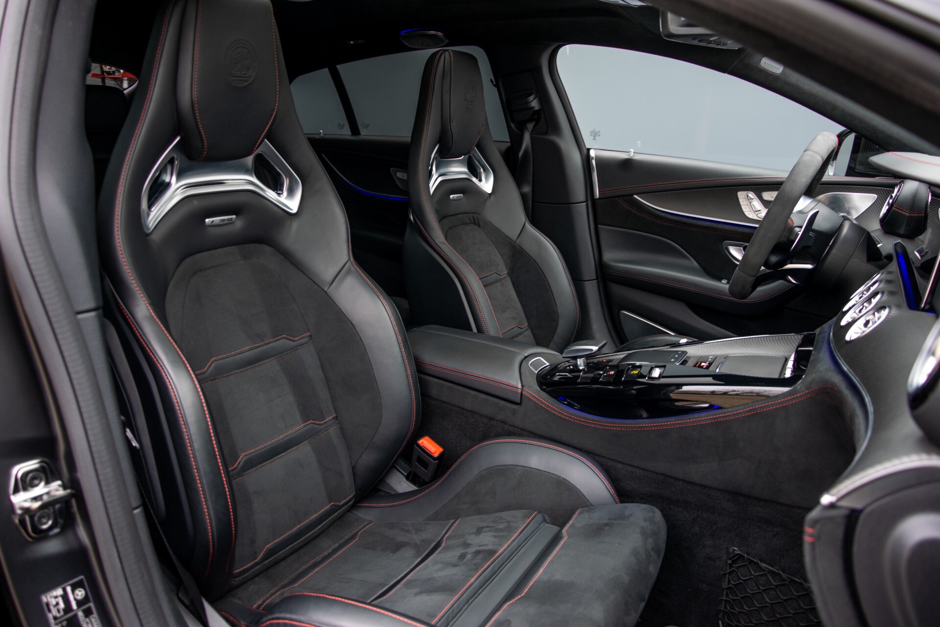 Mercedes-Benz AMG GT 4-Door Coupe 63 S 4M+ Keramisch/Full Carbon/Aerodynamica/Burmester 3D/TV/Performance stoelen/Standkachel Aut9 Foto 3