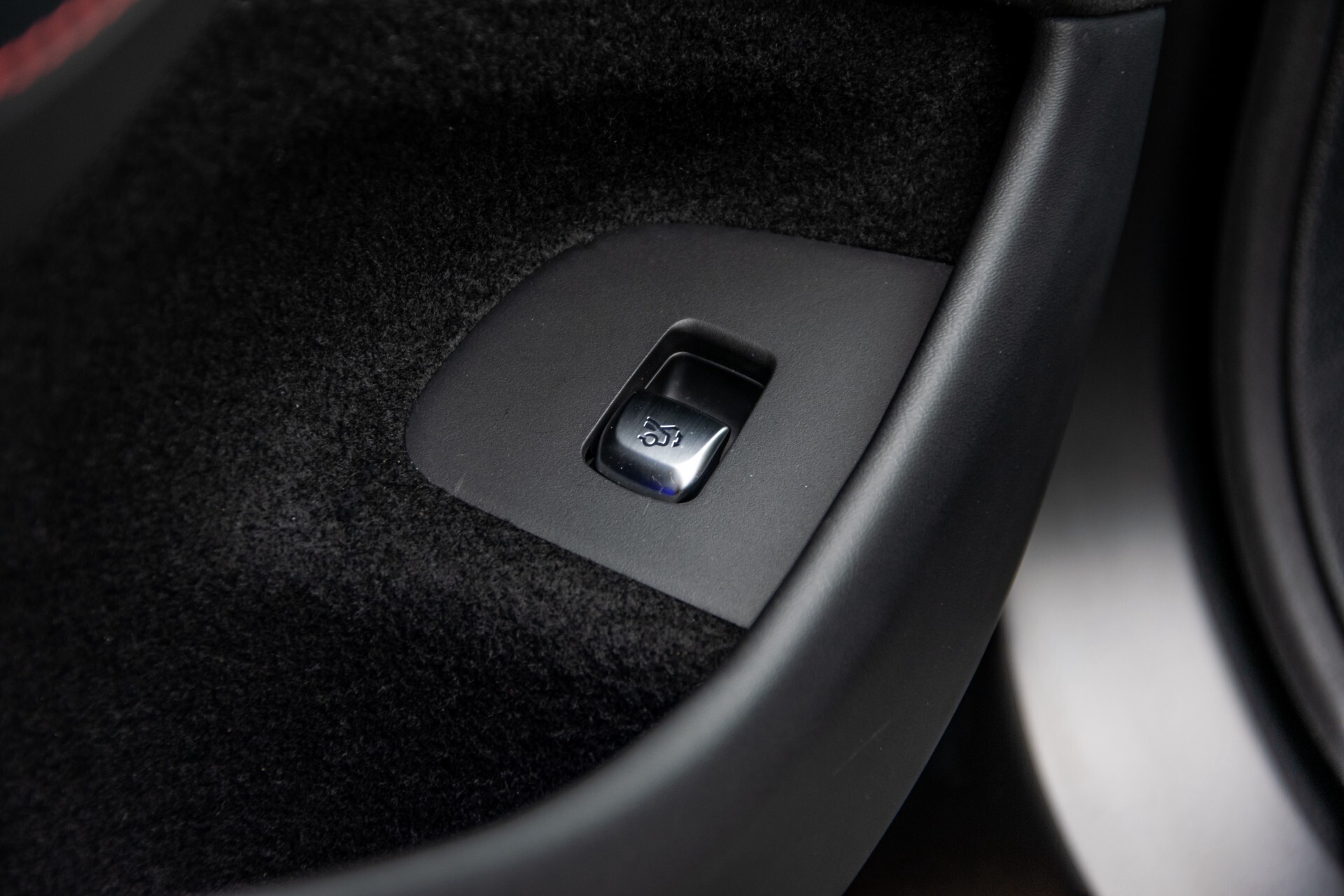 Mercedes-Benz AMG GT 4-Door Coupe 63 S 4M+ Keramisch/Full Carbon/Aerodynamica/Burmester 3D/TV/Performance stoelen/Standkachel Aut9 Foto 32