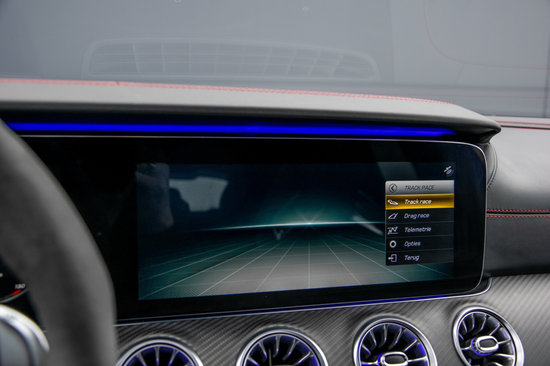 Mercedes-Benz AMG GT 4-Door Coupe 63 S 4M+ Keramisch/Full Carbon/Aerodynamica/Burmester 3D/TV/Performance stoelen/Standkachel Aut9 Foto 33