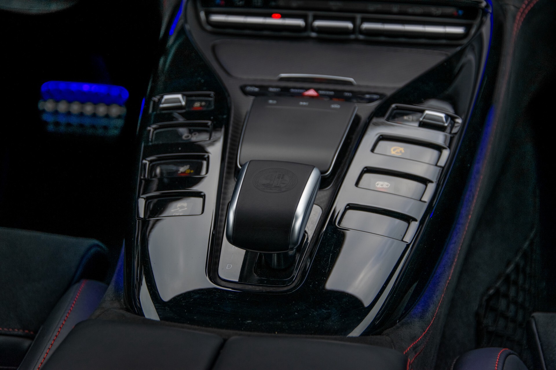 Mercedes-Benz AMG GT 4-Door Coupe 63 S 4M+ Keramisch/Full Carbon/Aerodynamica/Burmester 3D/TV/Performance stoelen/Standkachel Aut9 Foto 63