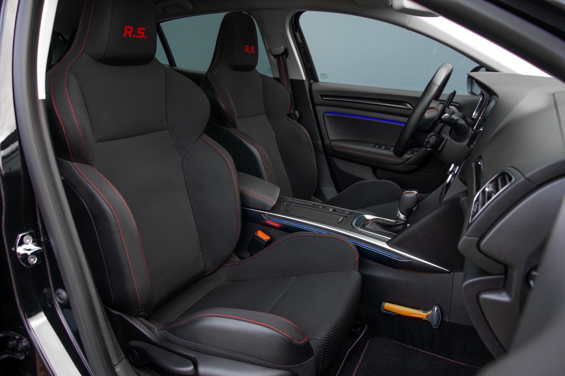 Renault Mégane 1.8 TCe 280 RS 4Control 19"/Milltek uitlaat/extra winterset/schuifdak/camera/Head-Up Aut6 Foto 3