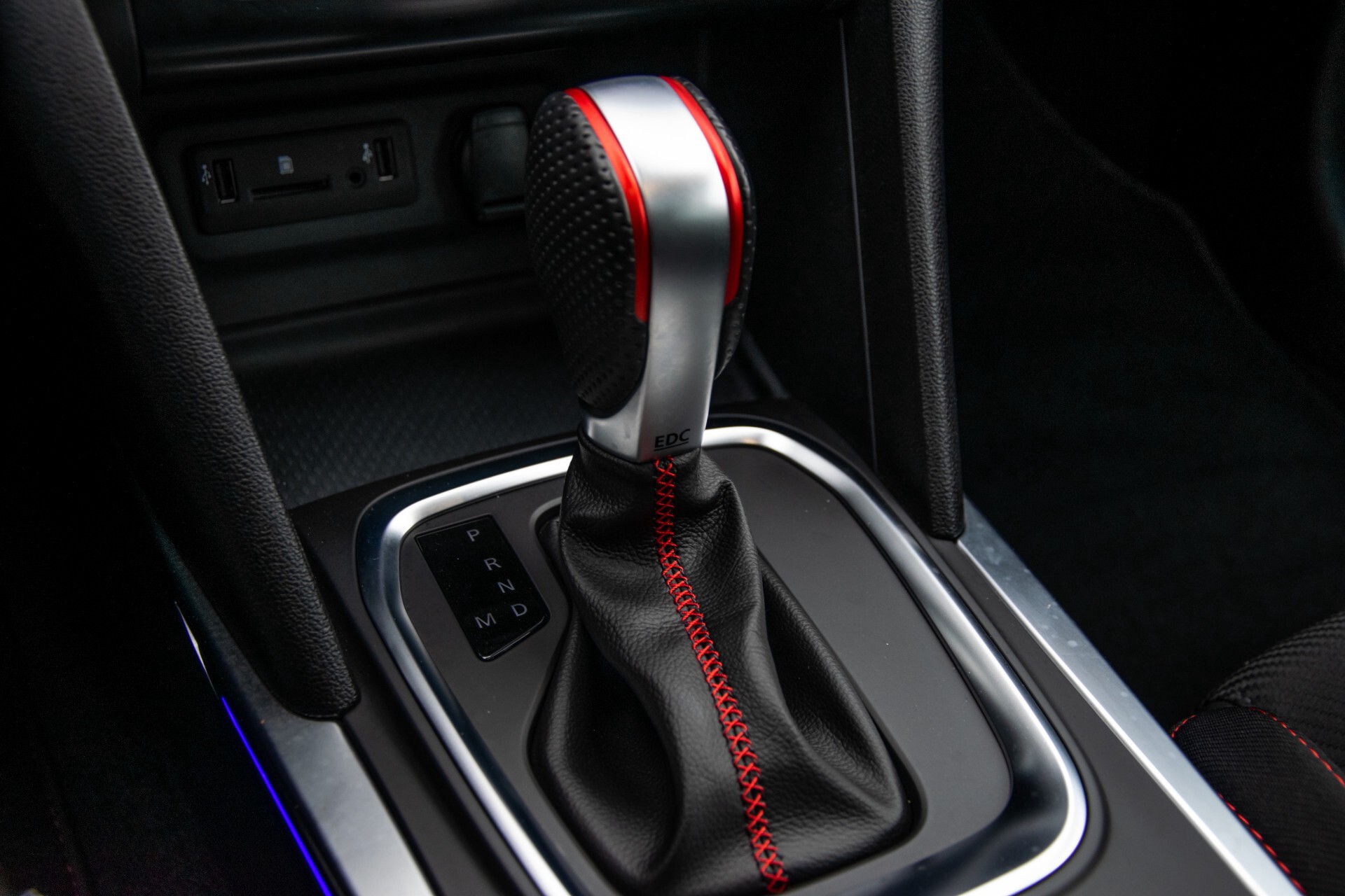 Renault Mégane 1.8 TCe 280 RS 4Control 19"/Milltek uitlaat/extra winterset/schuifdak/camera/Head-Up Aut6 Foto 30