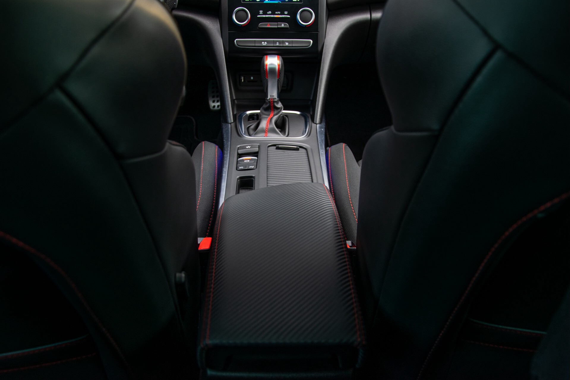 Renault Mégane 1.8 TCe 280 RS 4Control 19"/Milltek uitlaat/extra winterset/schuifdak/camera/Head-Up Aut6 Foto 40