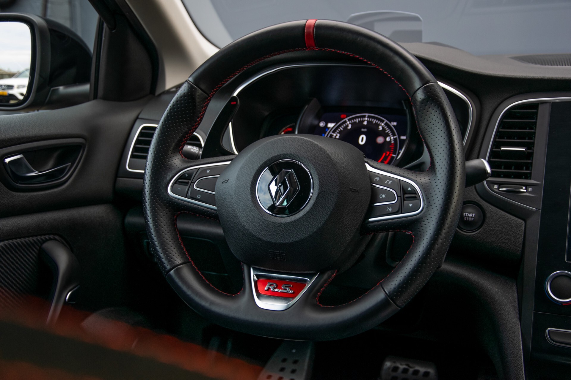 Renault Mégane 1.8 TCe 280 RS 4Control 19"/Milltek uitlaat/extra winterset/schuifdak/camera/Head-Up Aut6 Foto 9