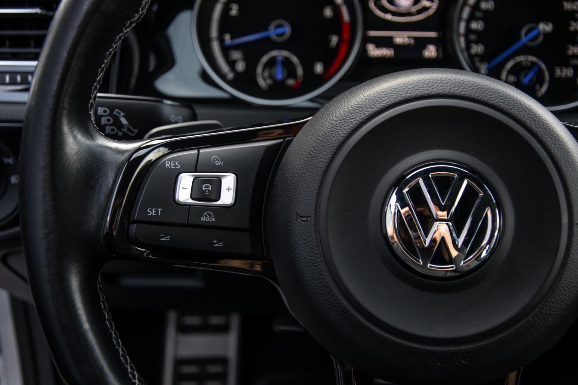 Volkswagen Golf 2.0 TSI R 4Motion Keyless/Adaptive Cruise/Panorama/Leder/Soundsysteem/Night Aut6 Foto 11