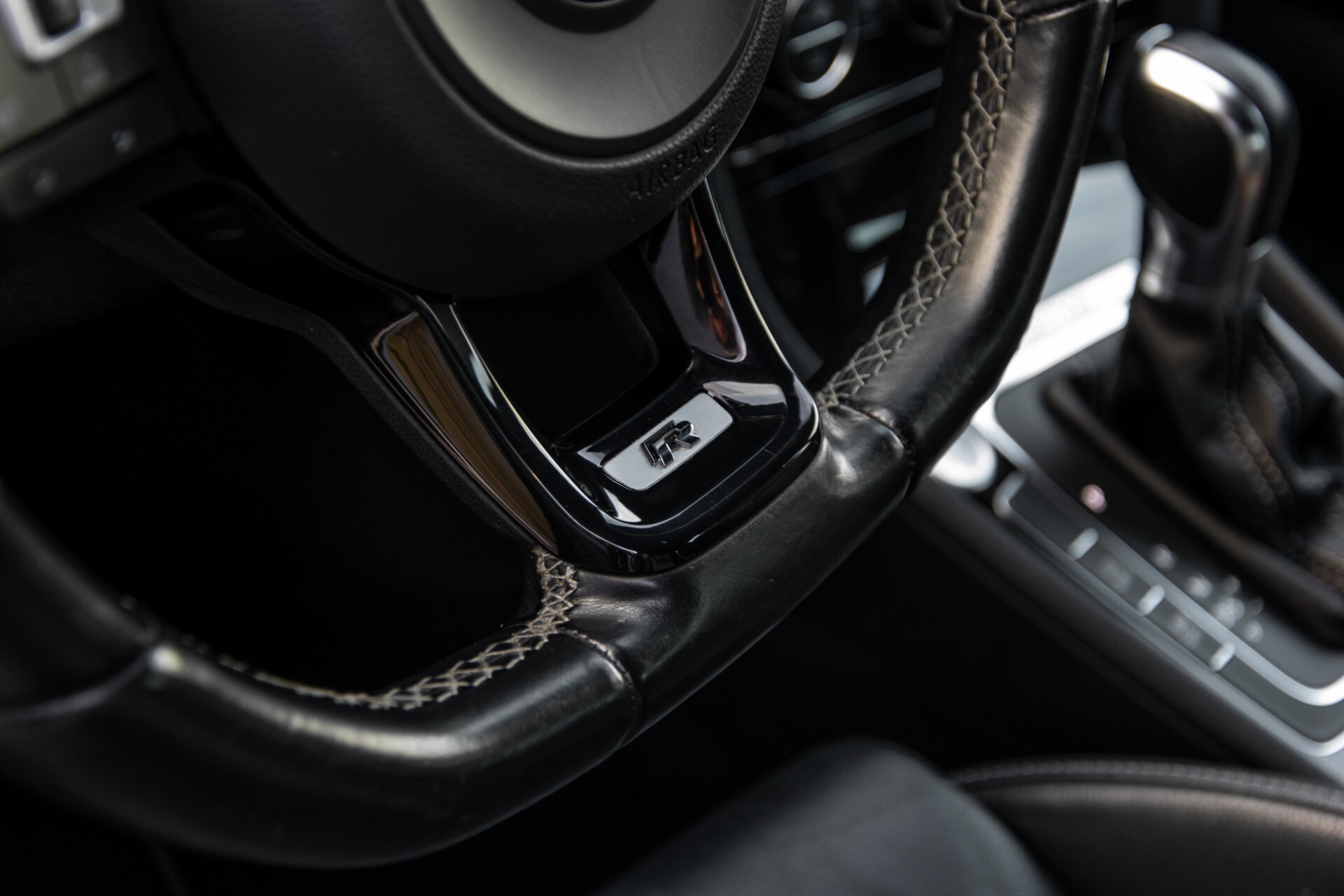 Volkswagen Golf 2.0 TSI R 4Motion Keyless/Adaptive Cruise/Panorama/Leder/Soundsysteem/Night Aut6 Foto 22