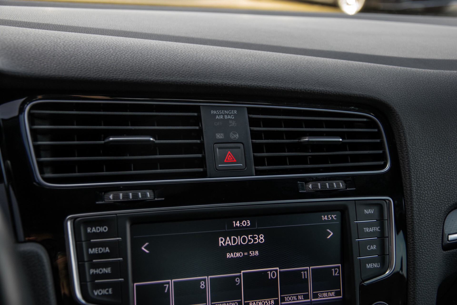 Volkswagen Golf 2.0 TSI R 4Motion Keyless/Adaptive Cruise/Panorama/Leder/Soundsysteem/Night Aut6 Foto 32