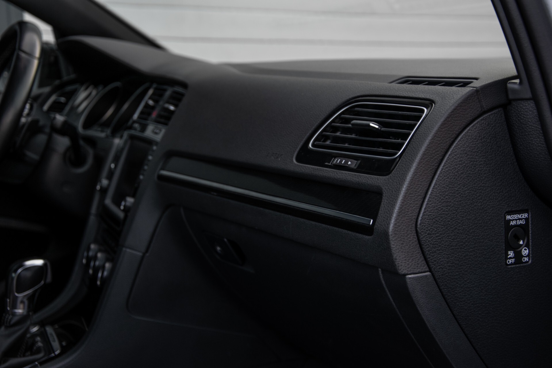 Volkswagen Golf 2.0 TSI R 4Motion Keyless/Adaptive Cruise/Panorama/Leder/Soundsysteem/Night Aut6 Foto 38