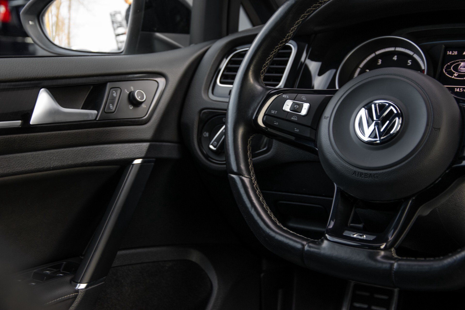 Volkswagen Golf 2.0 TSI R 4Motion Keyless/Adaptive Cruise/Panorama/Leder/Soundsysteem/Night Aut6 Foto 41