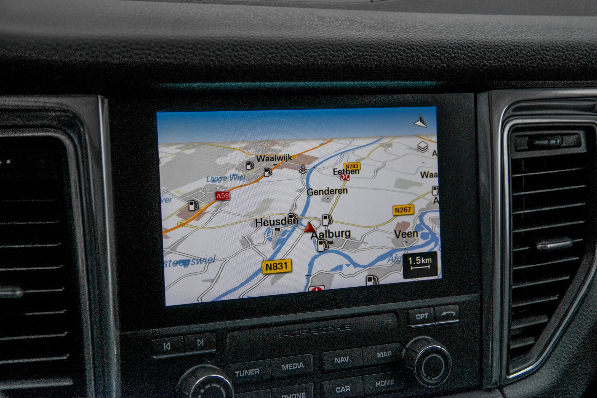 Porsche Macan 3.0 D S Luchtvering/Sport Design/Keyless/Panorama/ACC/Camera Aut Foto 27