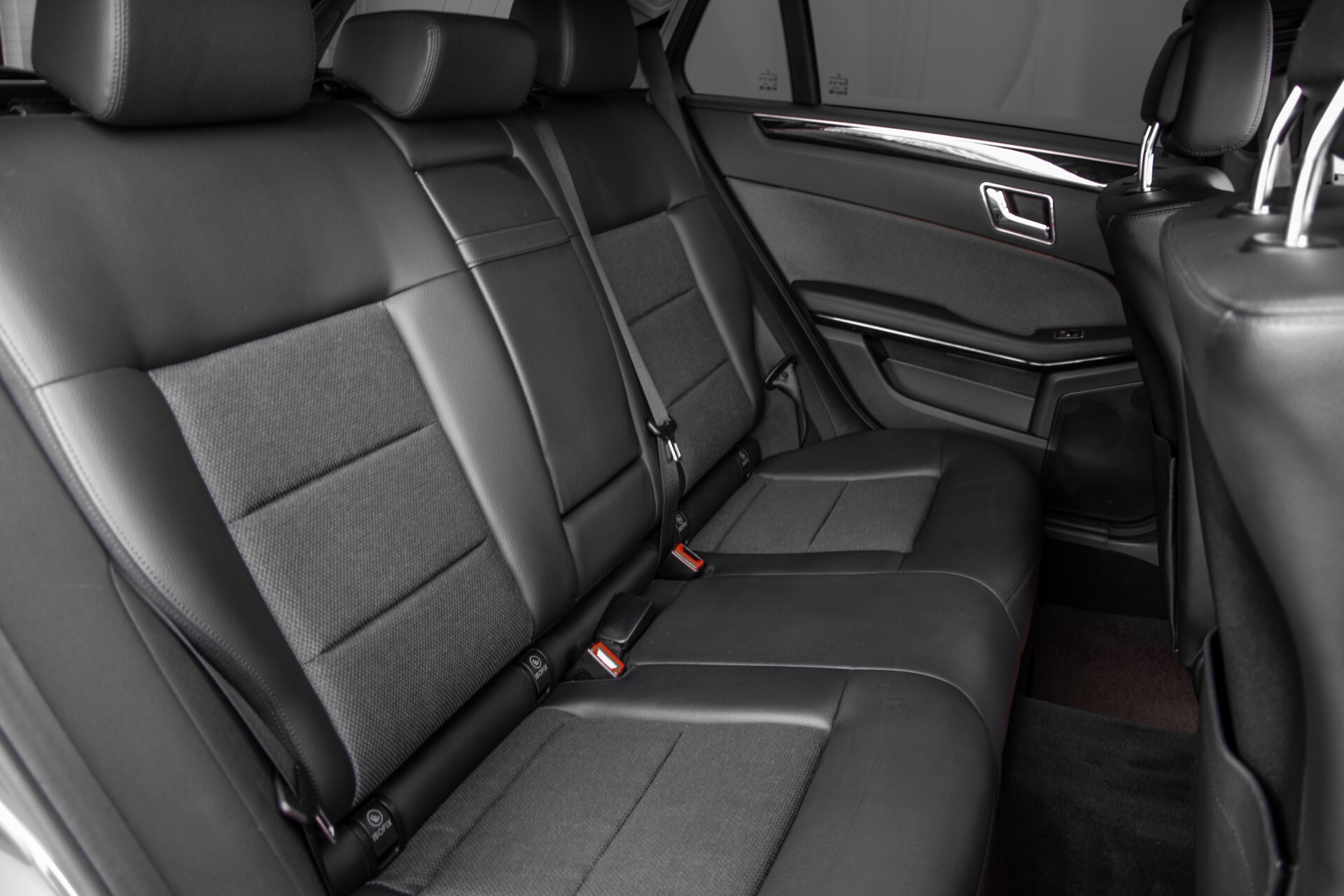 Mercedes-Benz E-Klasse Estate 250 Cdi Avantgarde 18"/Afn-trekhaak/Privacyglas Aut7 Foto 4