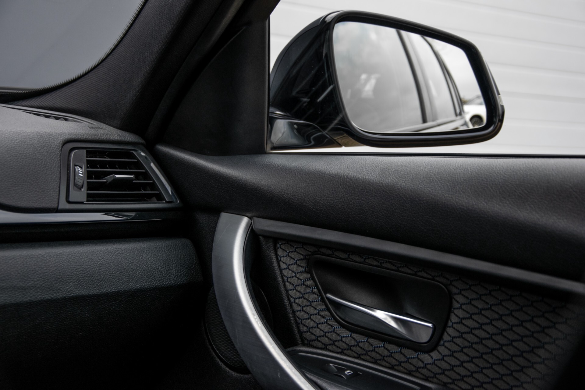 BMW 3 Serie Touring 316i M-Sportpakket Executive NL Auto/NAP Aut8 Foto 41