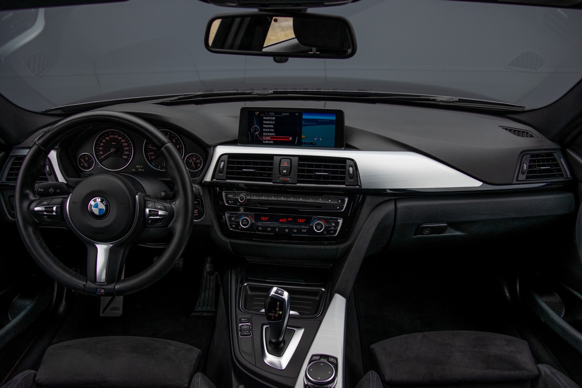 BMW 3 Serie Touring 316i M-Sportpakket Executive NL Auto/NAP Aut8 Foto 8