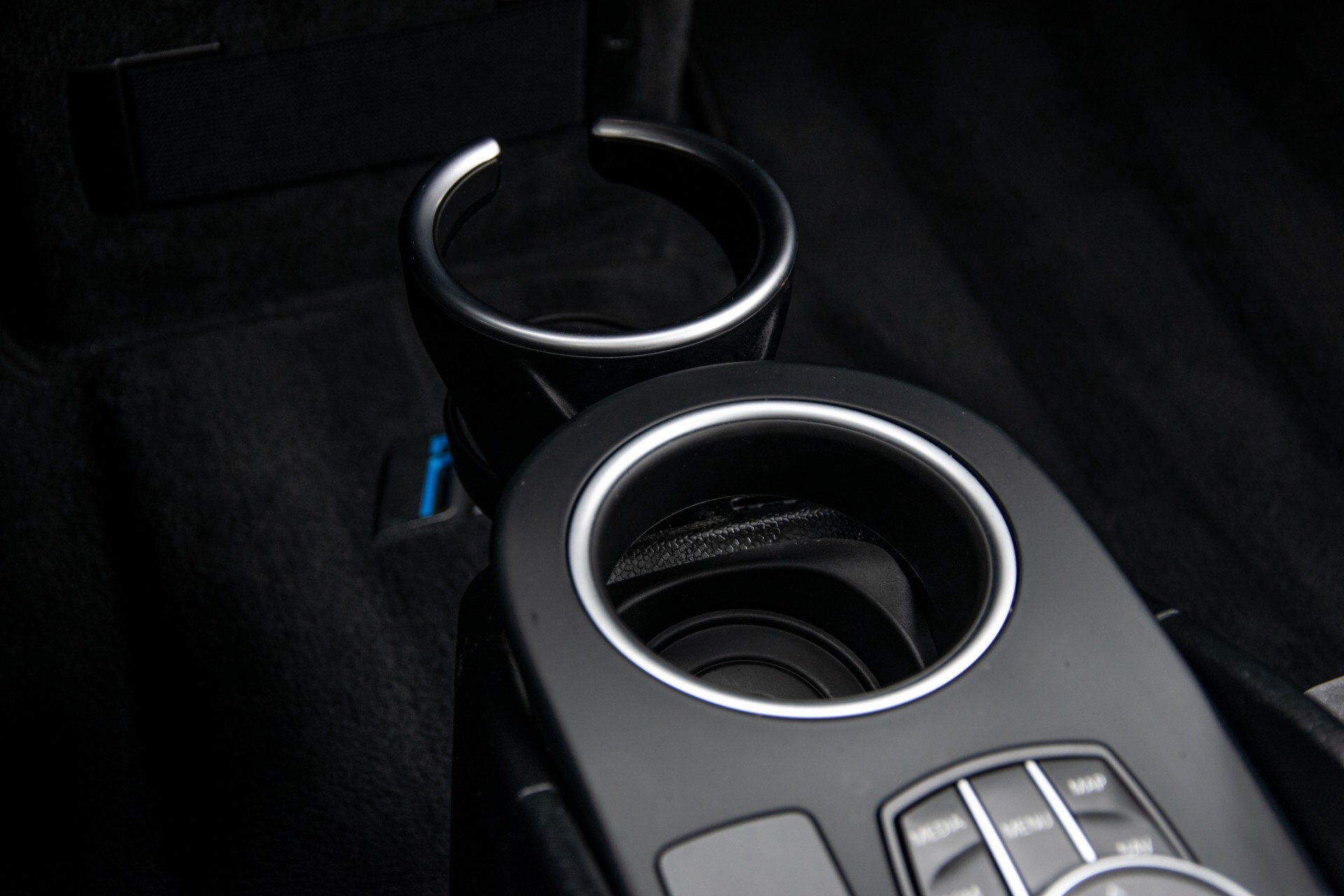 BMW i3 S Executive Edition 120Ah 42 kWh NP€55689/Panorama/20"/Verw-stln/Keyless Foto 34