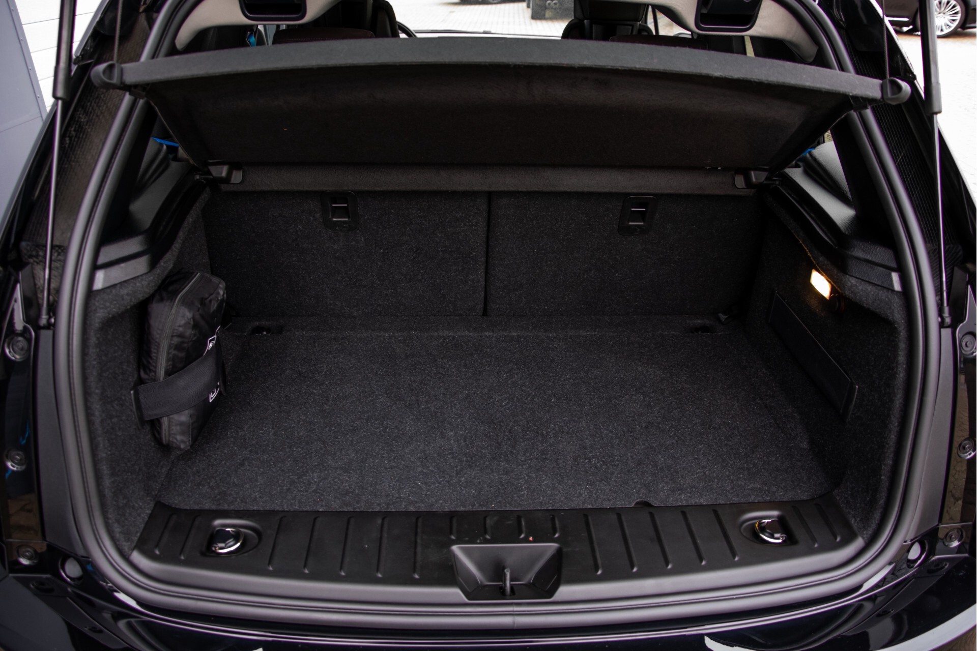 BMW i3 S Executive Edition 120Ah 42 kWh NP€55689/Panorama/20"/Verw-stln/Keyless Foto 42