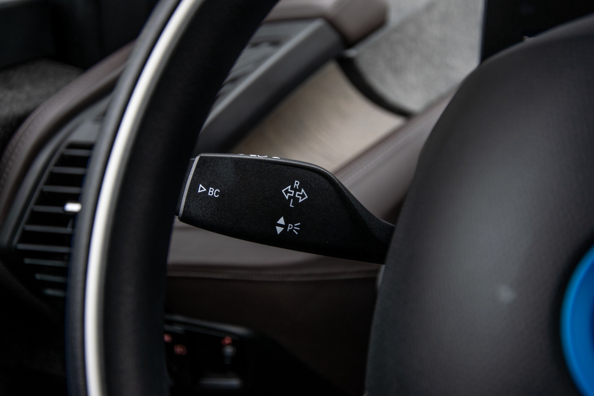 BMW i3 S Executive Edition 120Ah 42 kWh NP€55689/Panorama/20"/Verw-stln/Keyless Foto 9