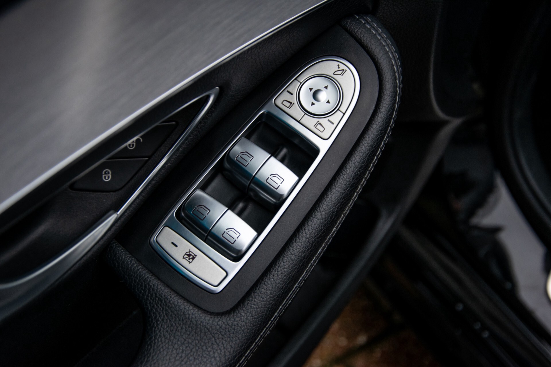 Mercedes-Benz C-Klasse 220 Bluetec AMG Schuifdak/Camera/LED/Night Aut7 Foto 20