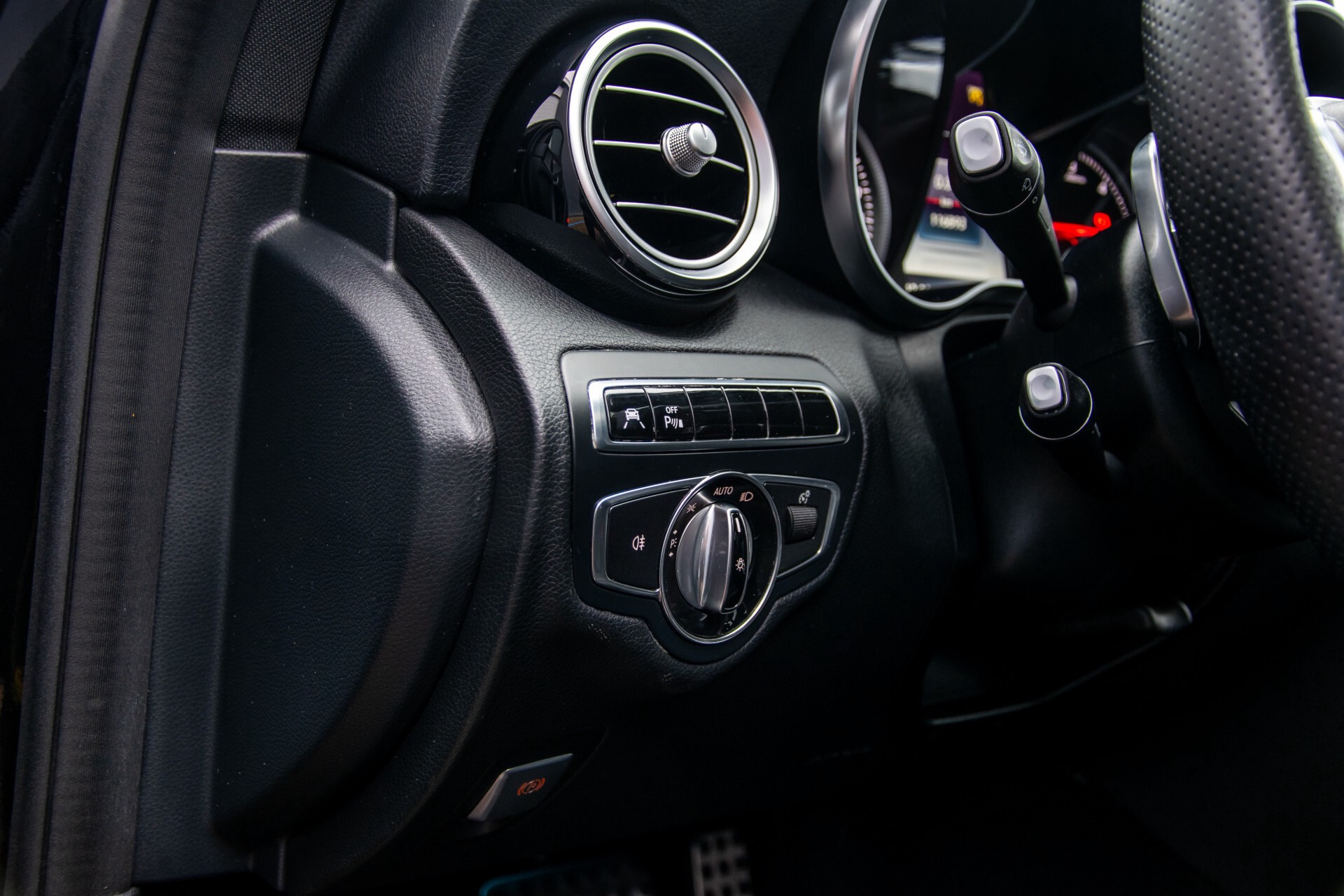 Mercedes-Benz C-Klasse 220 Bluetec AMG Schuifdak/Camera/LED/Night Aut7 Foto 24