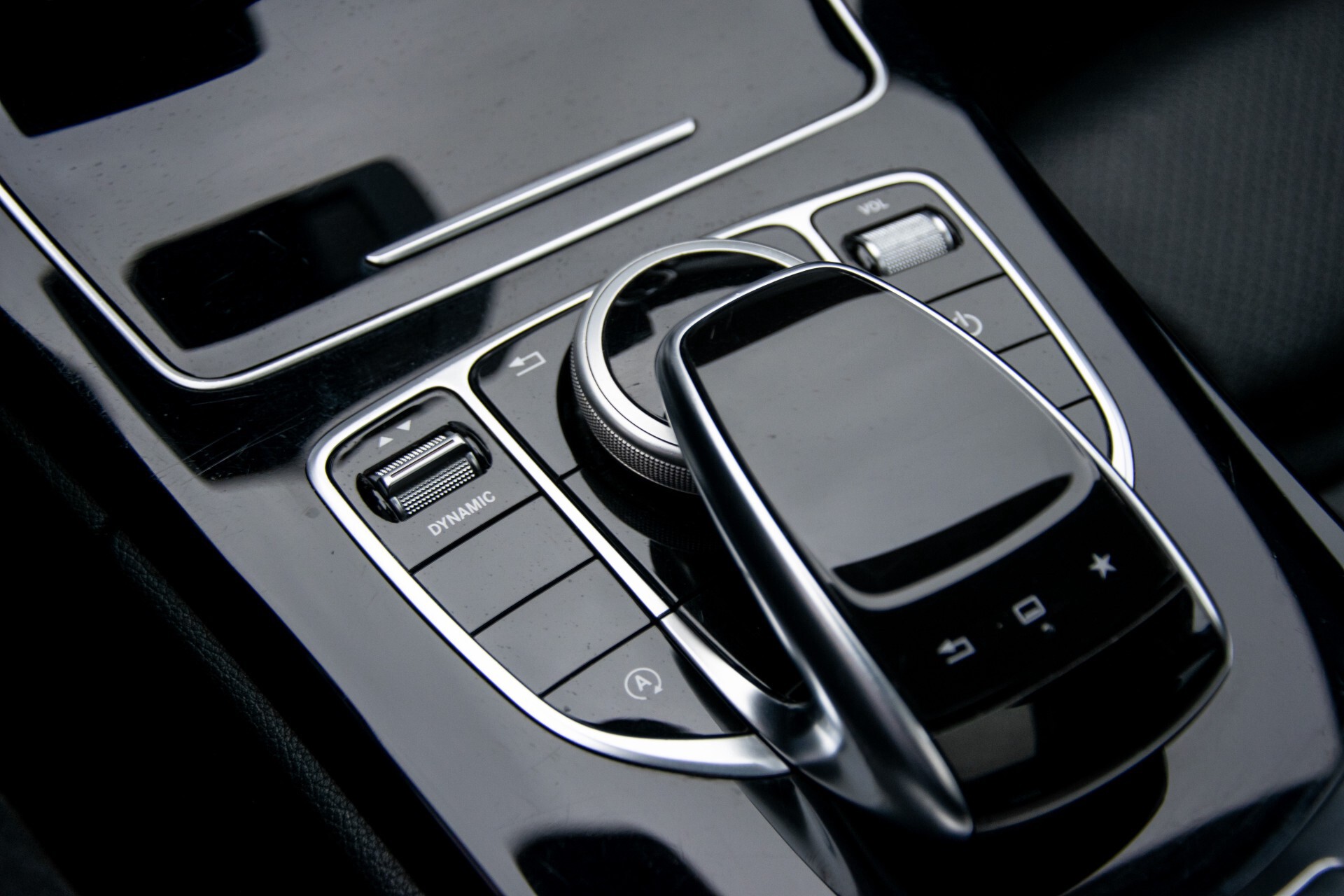 Mercedes-Benz C-Klasse 220 Bluetec AMG Schuifdak/Camera/LED/Night Aut7 Foto 37