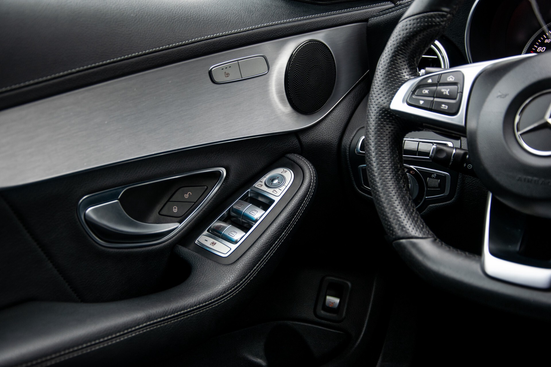 Mercedes-Benz C-Klasse 220 Bluetec AMG Schuifdak/Camera/LED/Night Aut7 Foto 42