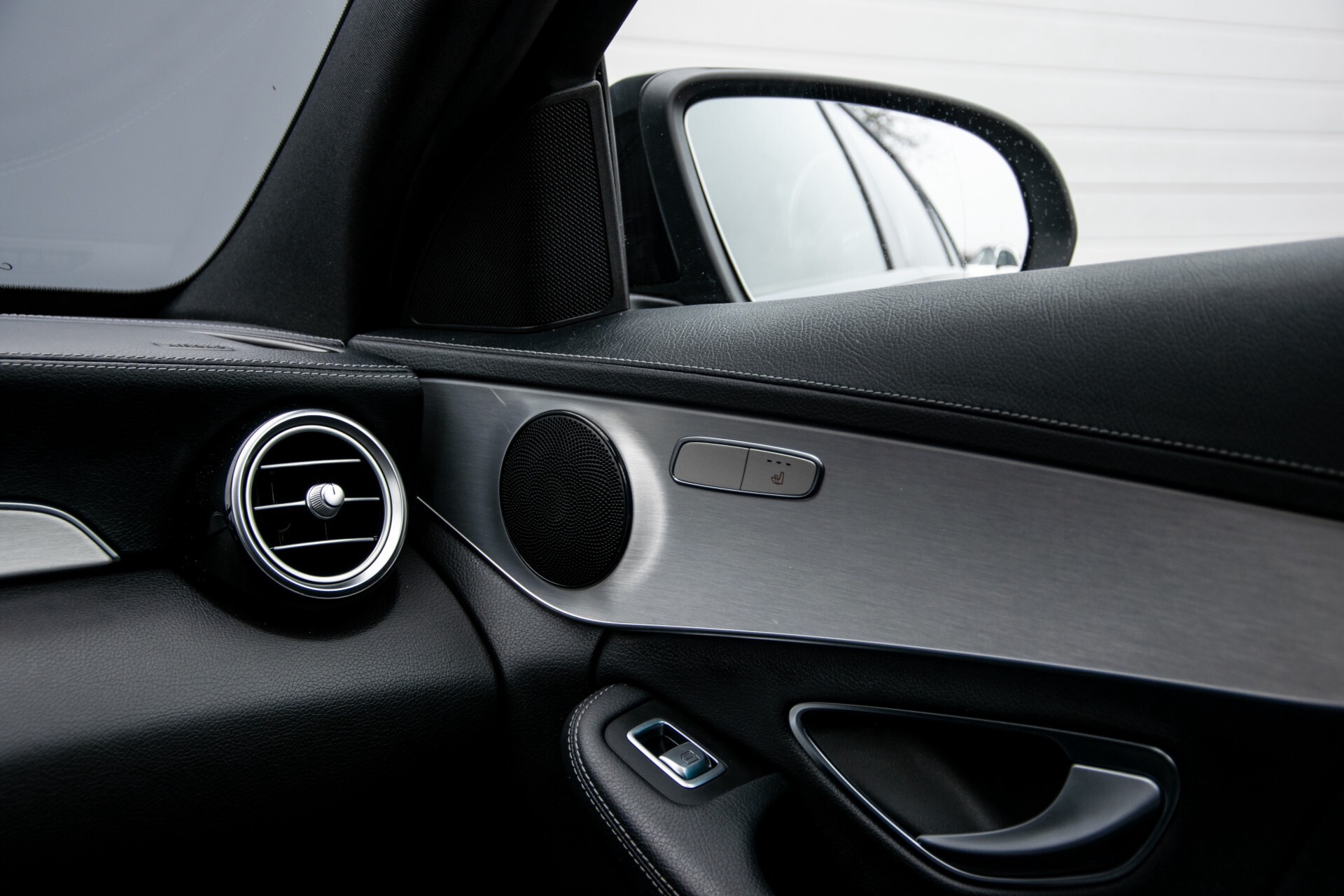 Mercedes-Benz C-Klasse 220 Bluetec AMG Schuifdak/Camera/LED/Night Aut7 Foto 44