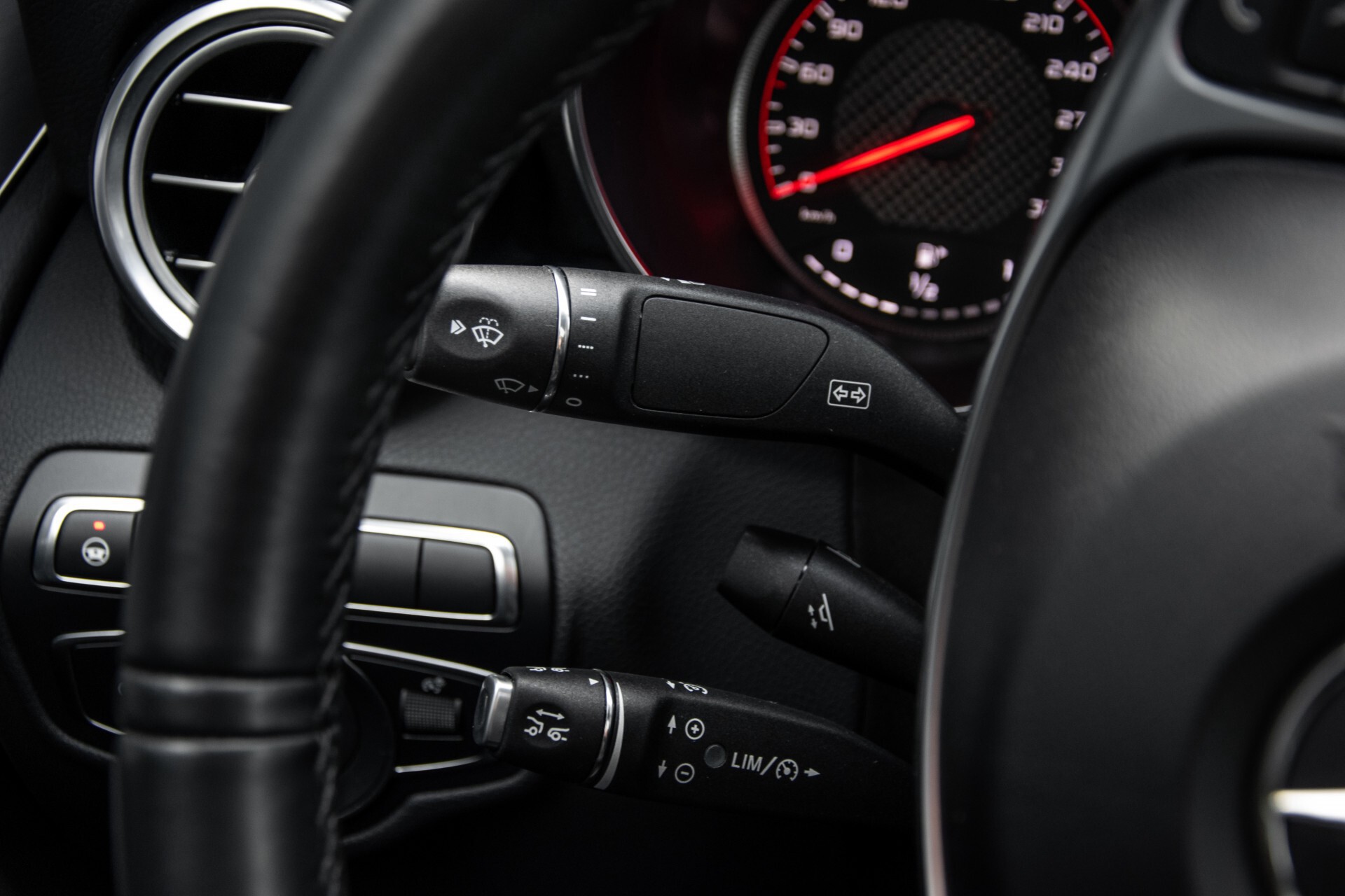 Mercedes-Benz GLC Coupé 63 S AMG 4MATIC+ Carbon/Night/Nappa/Trhk/Drivers Package Aut9 Foto 10