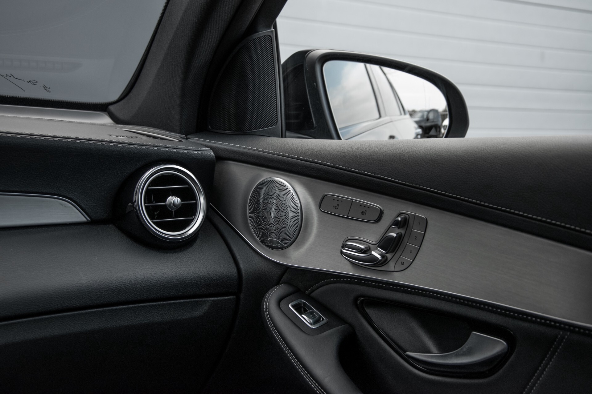 Mercedes-Benz GLC Coupé 63 S AMG 4MATIC+ Carbon/Night/Nappa/Trhk/Drivers Package Aut9 Foto 55