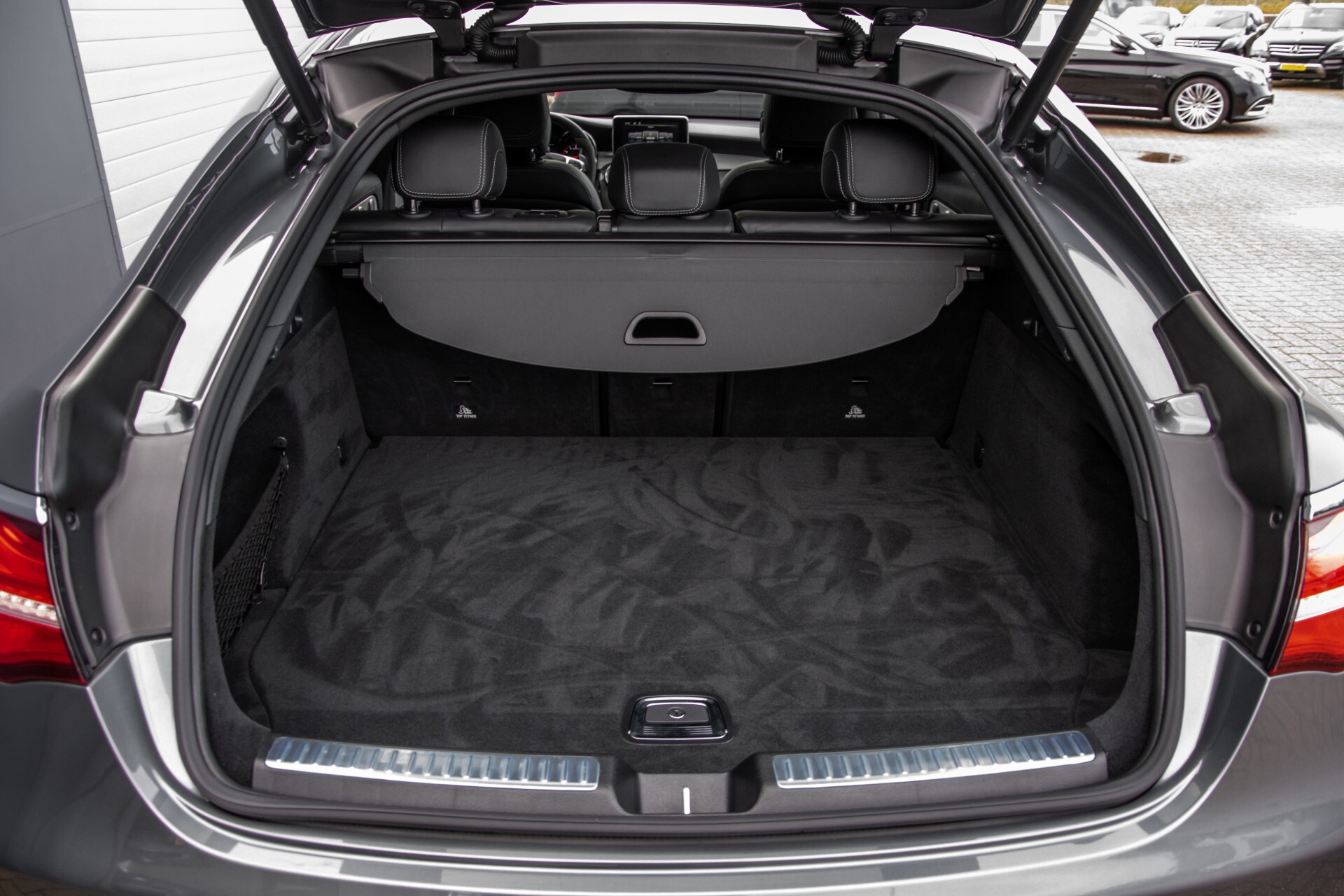 Mercedes-Benz GLC Coupé 63 S AMG 4MATIC+ Carbon/Night/Nappa/Trhk/Drivers Package Aut9 Foto 59