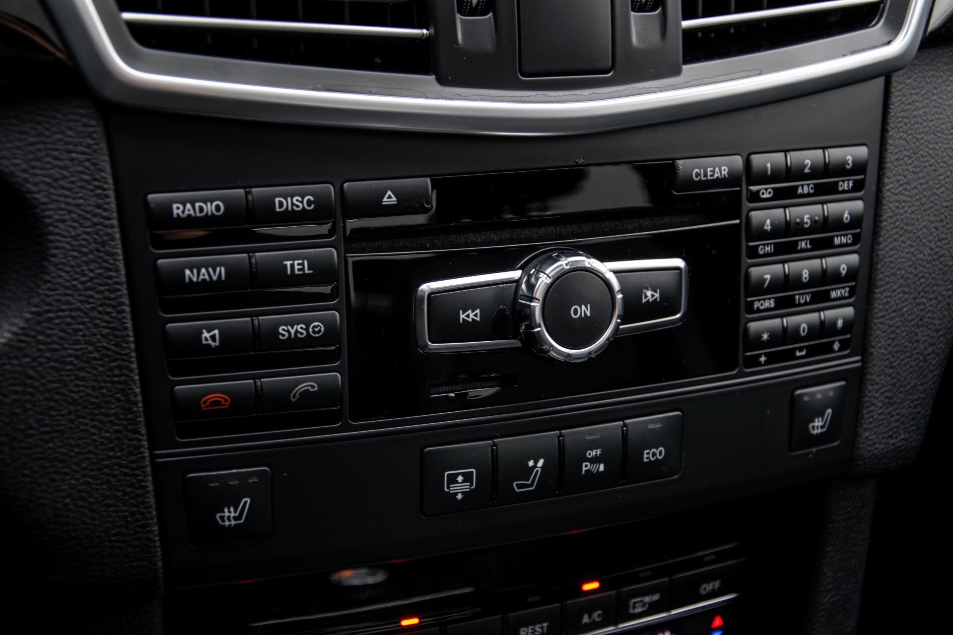 Mercedes-Benz E-Klasse 350 Cdi AMG Distronic/Keyless/Panorama/Comand/Sound/Mem/19" Aut7 Foto 22