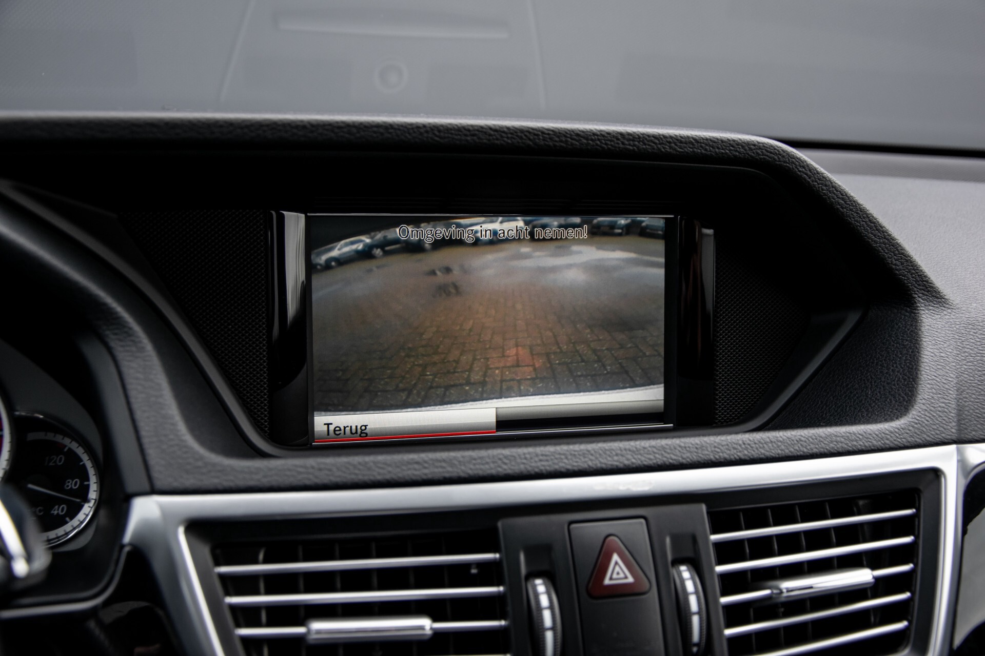 Mercedes-Benz E-Klasse 350 Cdi AMG Distronic/Keyless/Panorama/Comand/Sound/Mem/19" Aut7 Foto 26