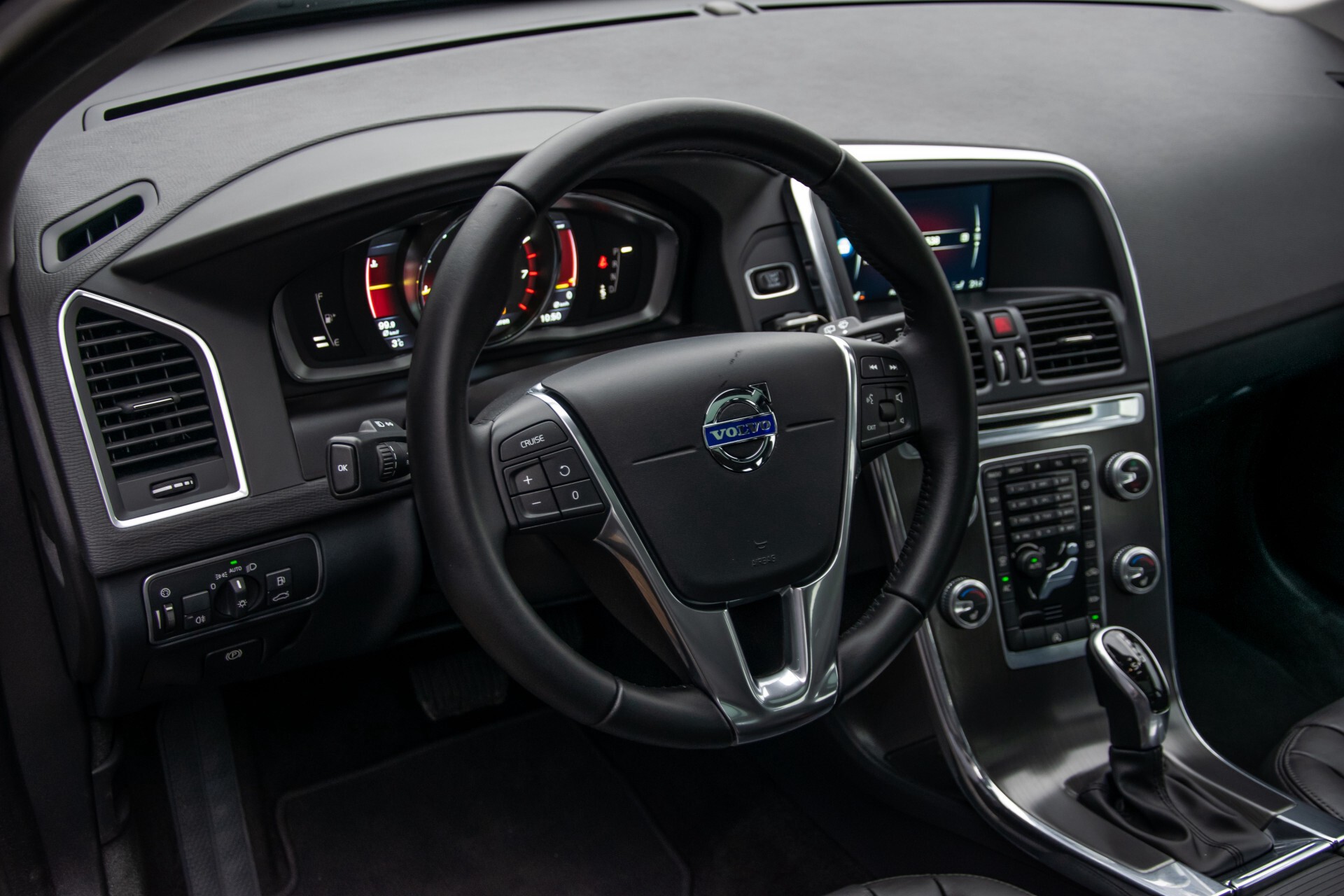 Volvo XC60 2.0 T5 FWD Ocean Race Panorama/Leer/Dealer OH Aut8 Foto 15