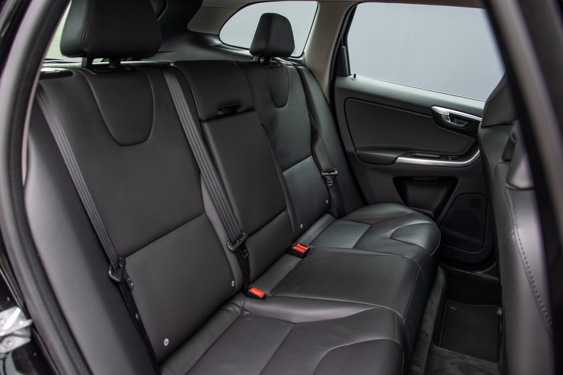 Volvo XC60 2.0 T5 FWD Ocean Race Panorama/Leer/Dealer OH Aut8 Foto 4