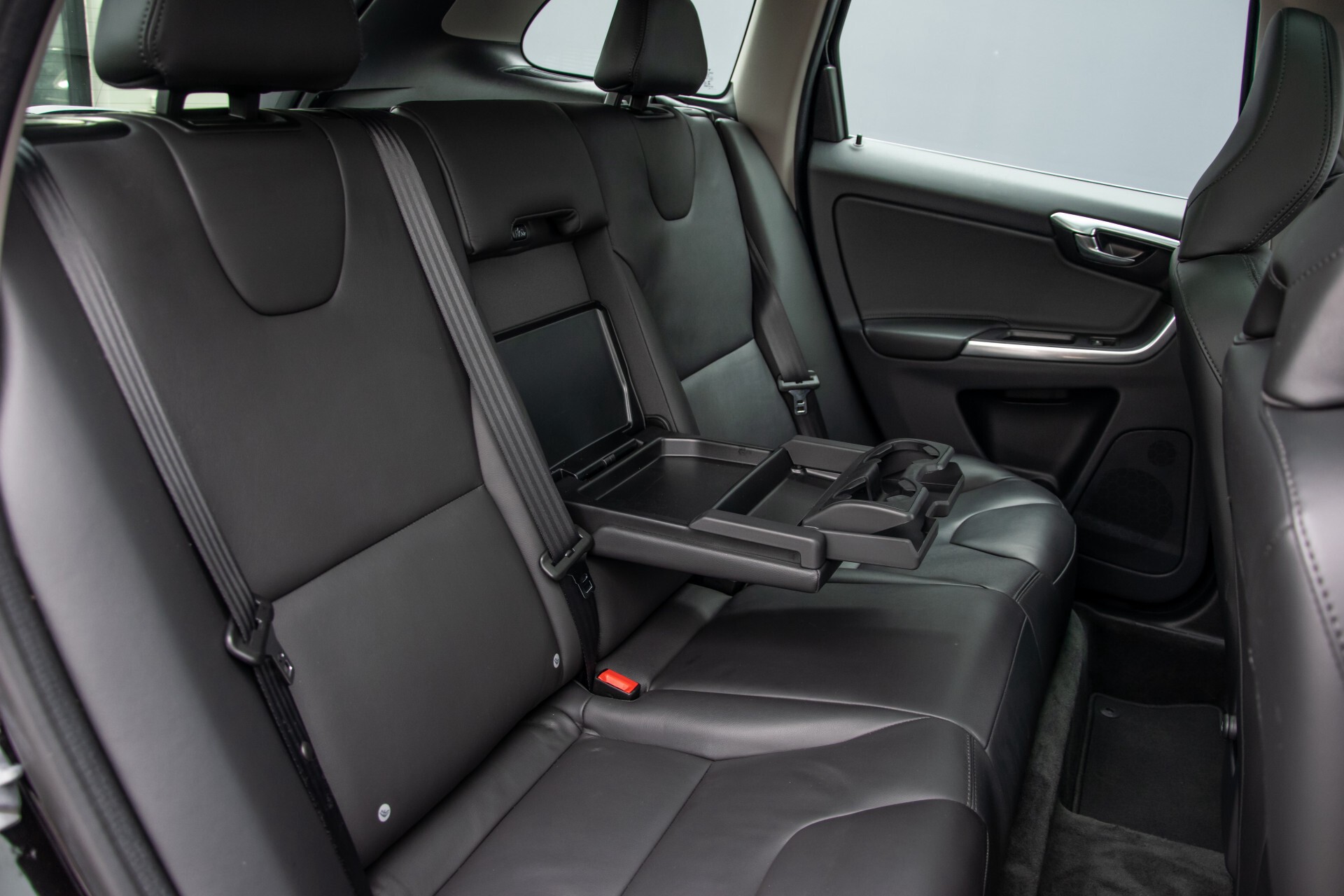 Volvo XC60 2.0 T5 FWD Ocean Race Panorama/Leer/Dealer OH Aut8 Foto 5