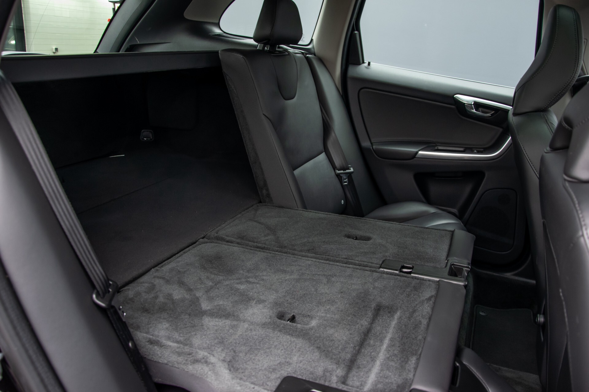 Volvo XC60 2.0 T5 FWD Ocean Race Panorama/Leer/Dealer OH Aut8 Foto 6