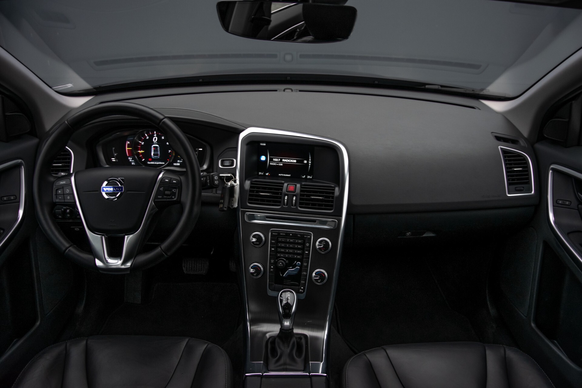 Volvo XC60 2.0 T5 FWD Ocean Race Panorama/Leer/Dealer OH Aut8 Foto 8