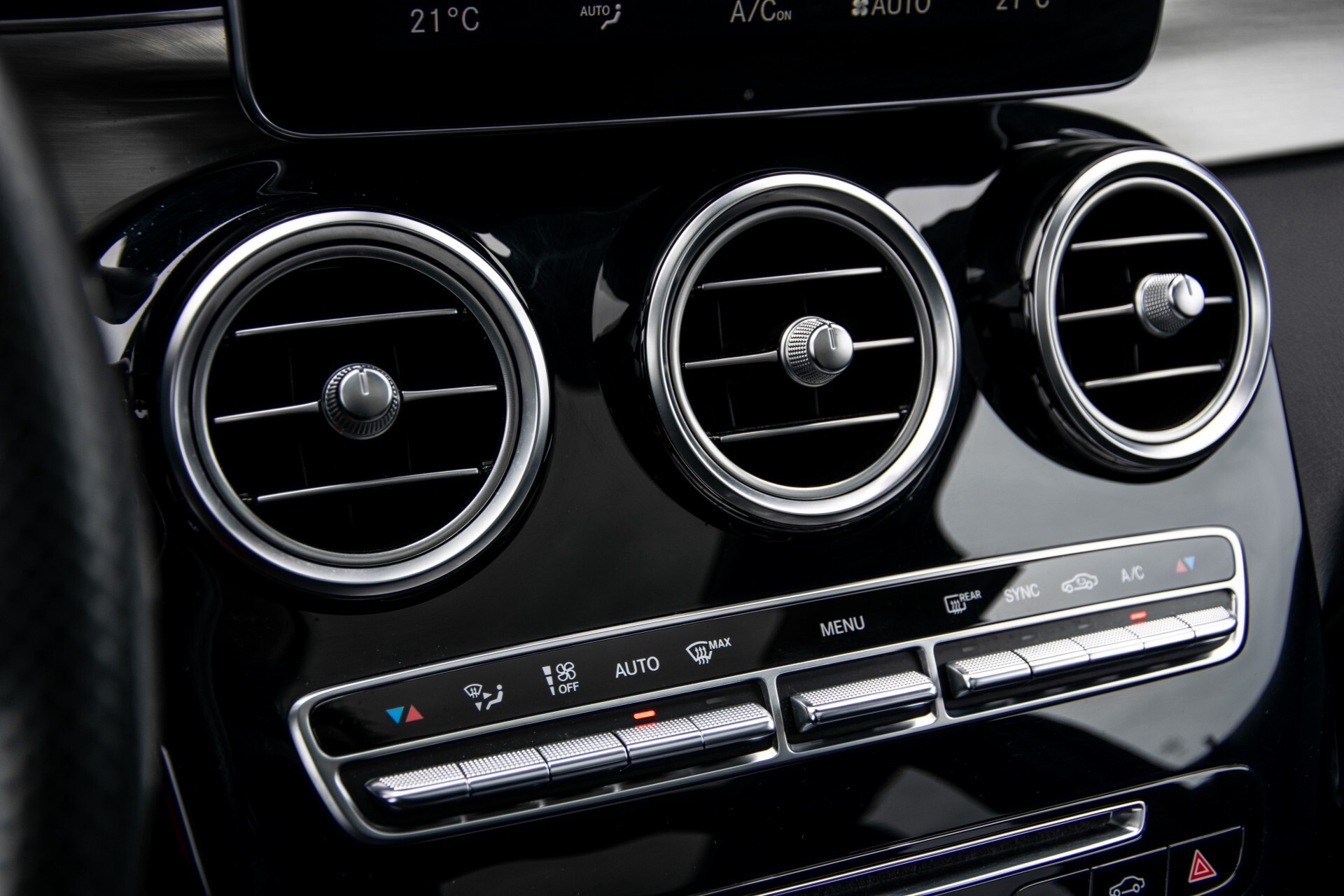 Mercedes-Benz GLC 220 d 4-M AMG/Distronic/Panorama/Comand/HUD/Afn-Trhk Aut9 Foto 23