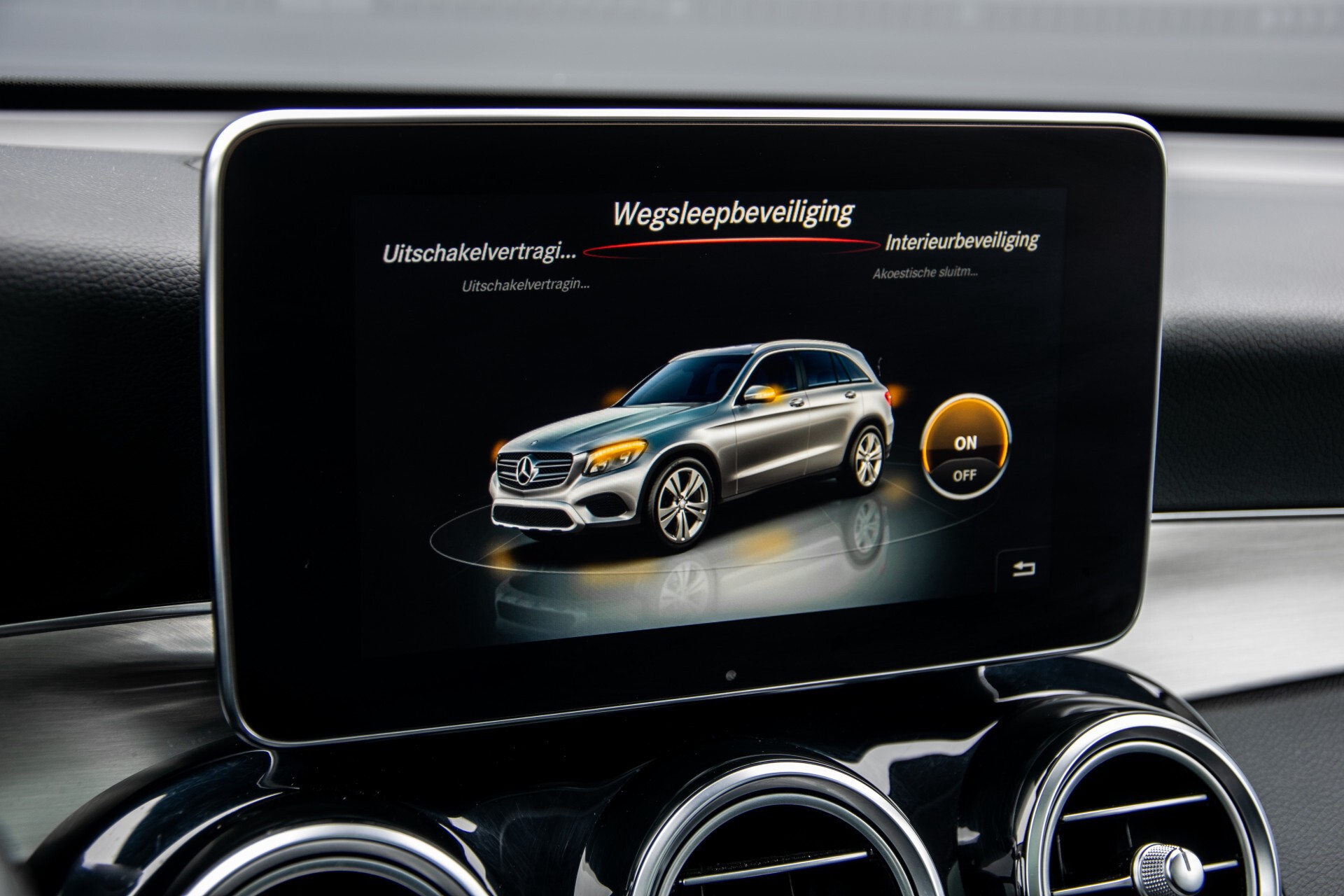 Mercedes-Benz GLC 220 d 4-M AMG/Distronic/Panorama/Comand/HUD/Afn-Trhk Aut9 Foto 30