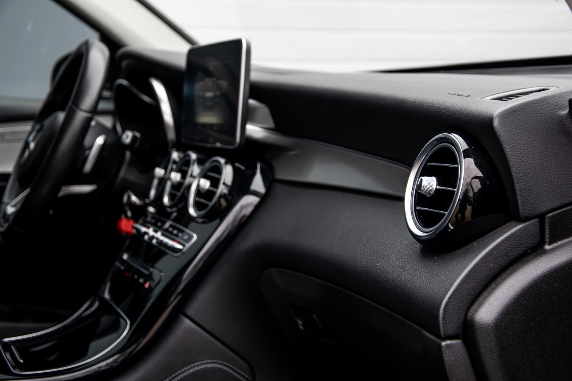 Mercedes-Benz GLC 220 d 4-M AMG/Distronic/Panorama/Comand/HUD/Afn-Trhk Aut9 Foto 45