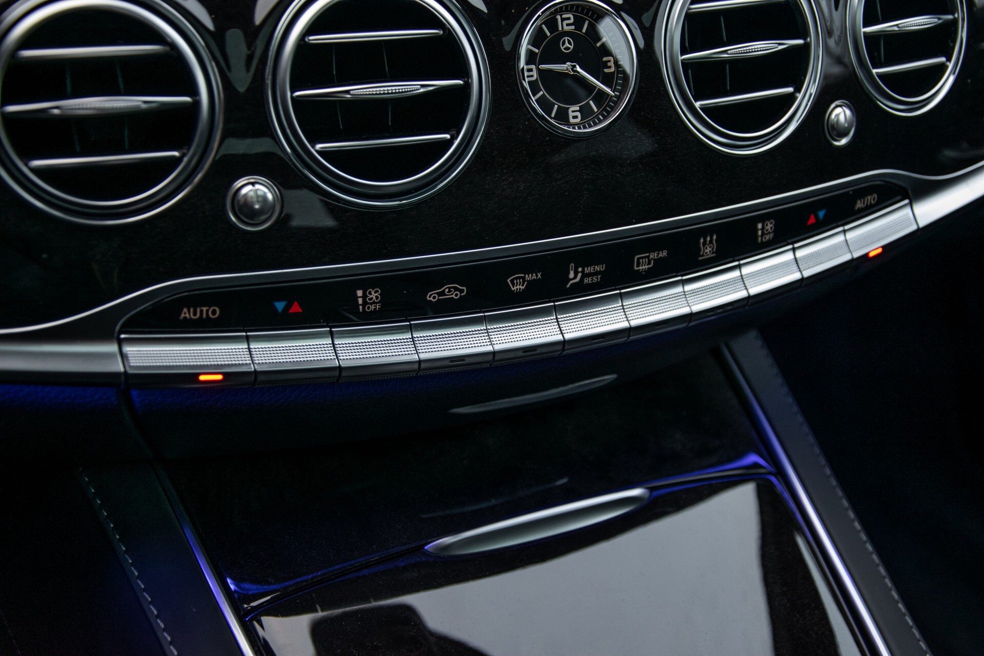 Mercedes-Benz S-Klasse 400d 4-M Lang AMG Standkachel/Massage/Distronic/Entertainment Aut9 Foto 39