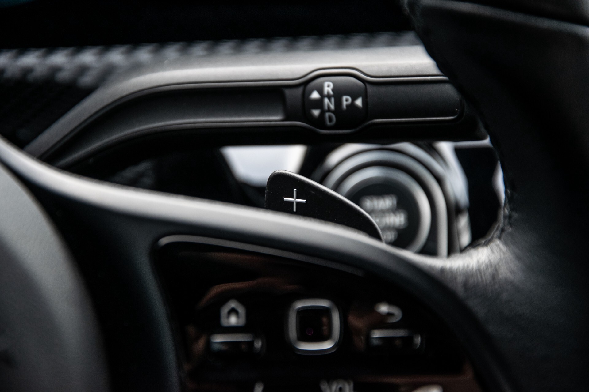 Mercedes-Benz A-Klasse 180 d Style MBUX/Camera/Stoelverwarming/LED Aut7 Foto 13