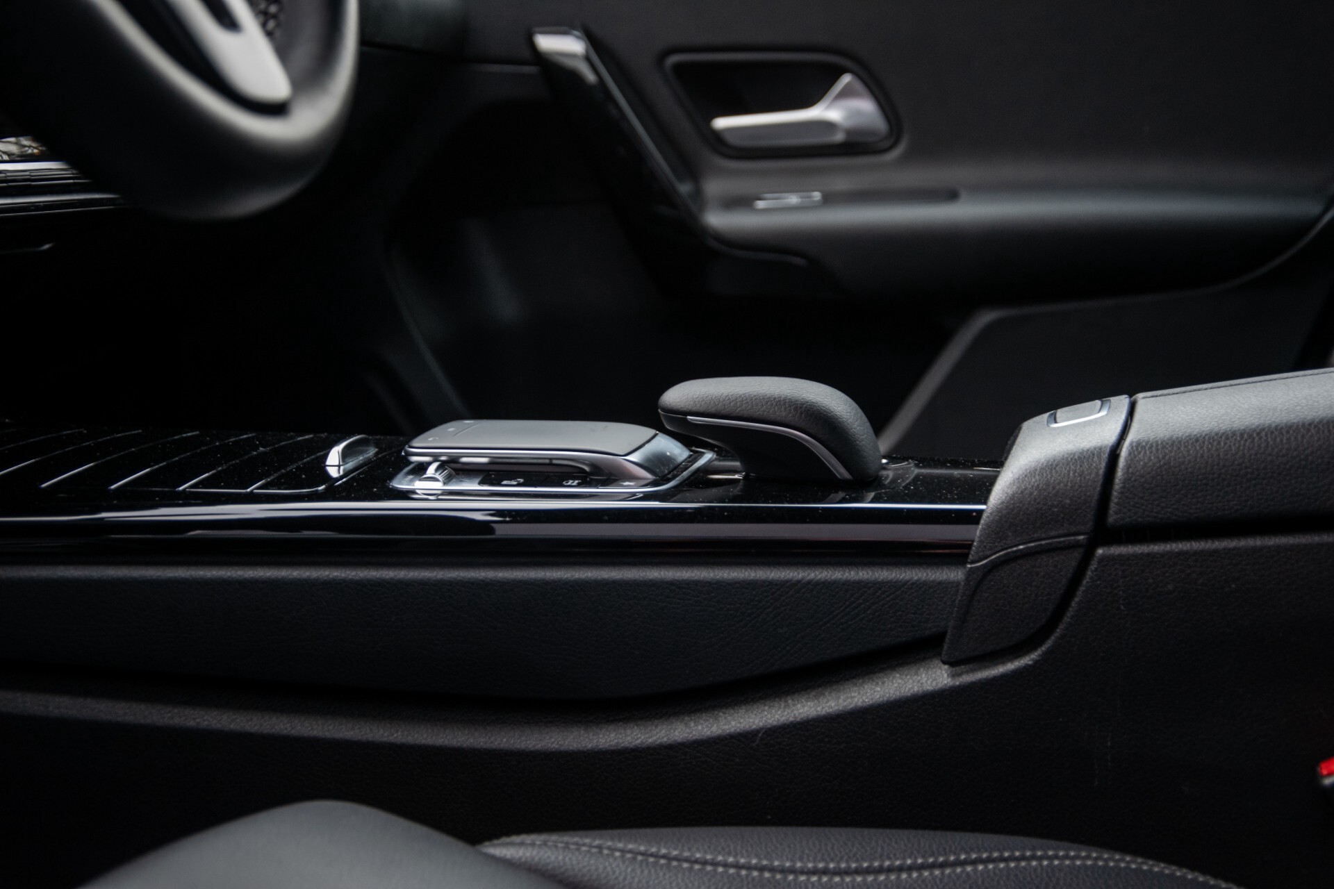 Mercedes-Benz A-Klasse 180 d Style MBUX/Camera/Stoelverwarming/LED Aut7 Foto 20