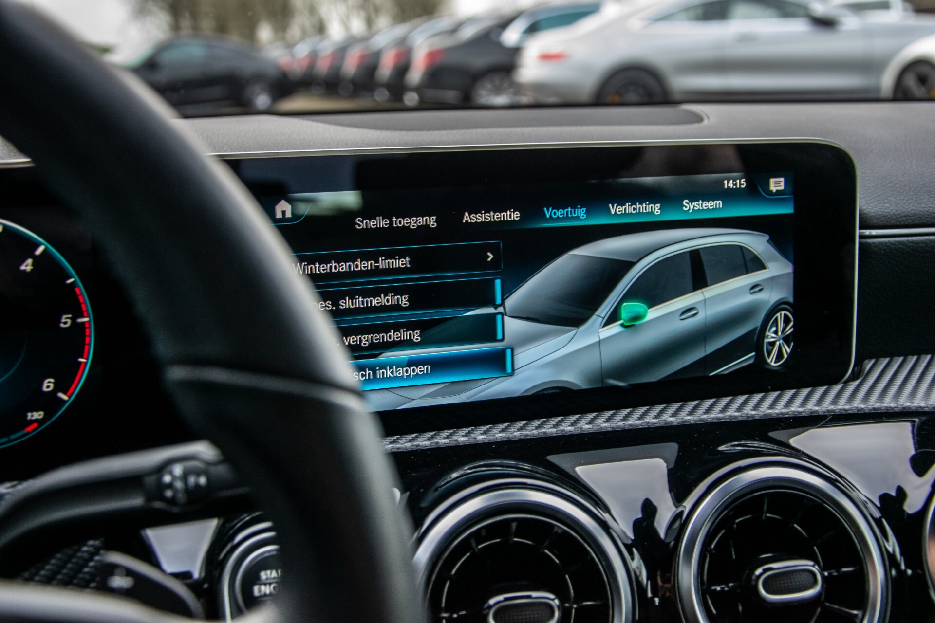 Mercedes-Benz A-Klasse 180 d Style MBUX/Camera/Stoelverwarming/LED Aut7 Foto 35