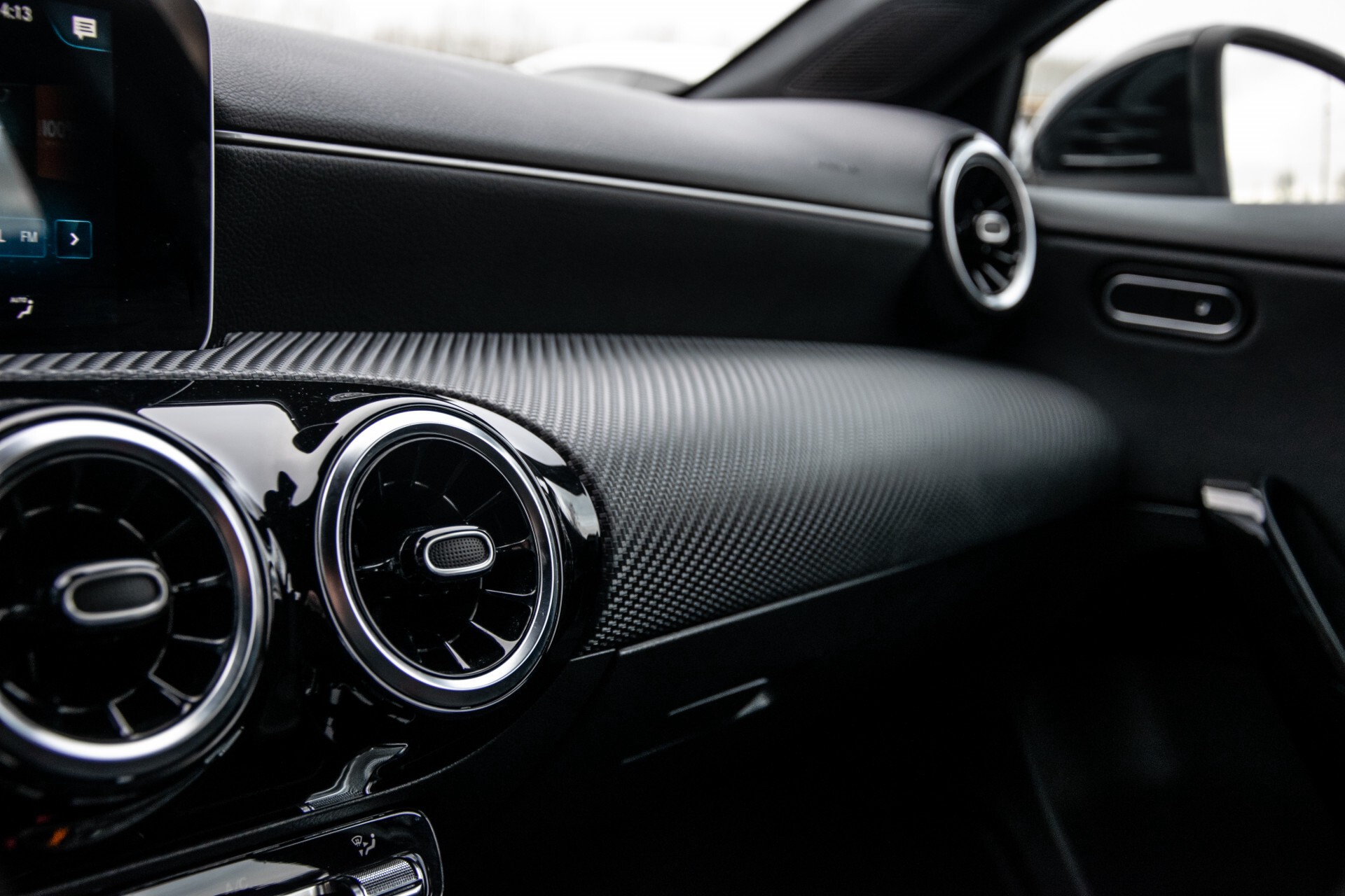 Mercedes-Benz A-Klasse 180 d Style MBUX/Camera/Stoelverwarming/LED Aut7 Foto 42